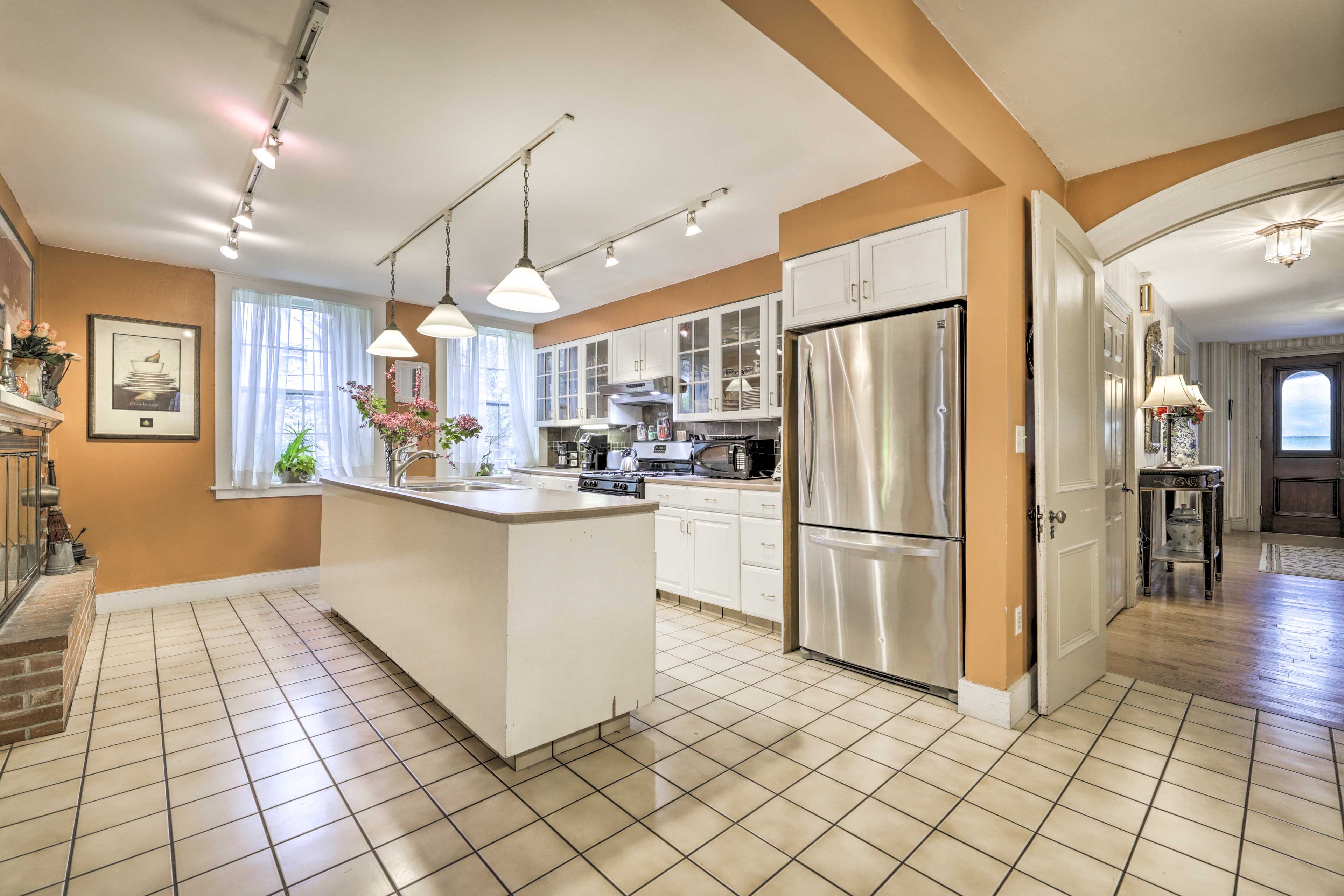 Fully Equipped Kitchen | Cooking Basics