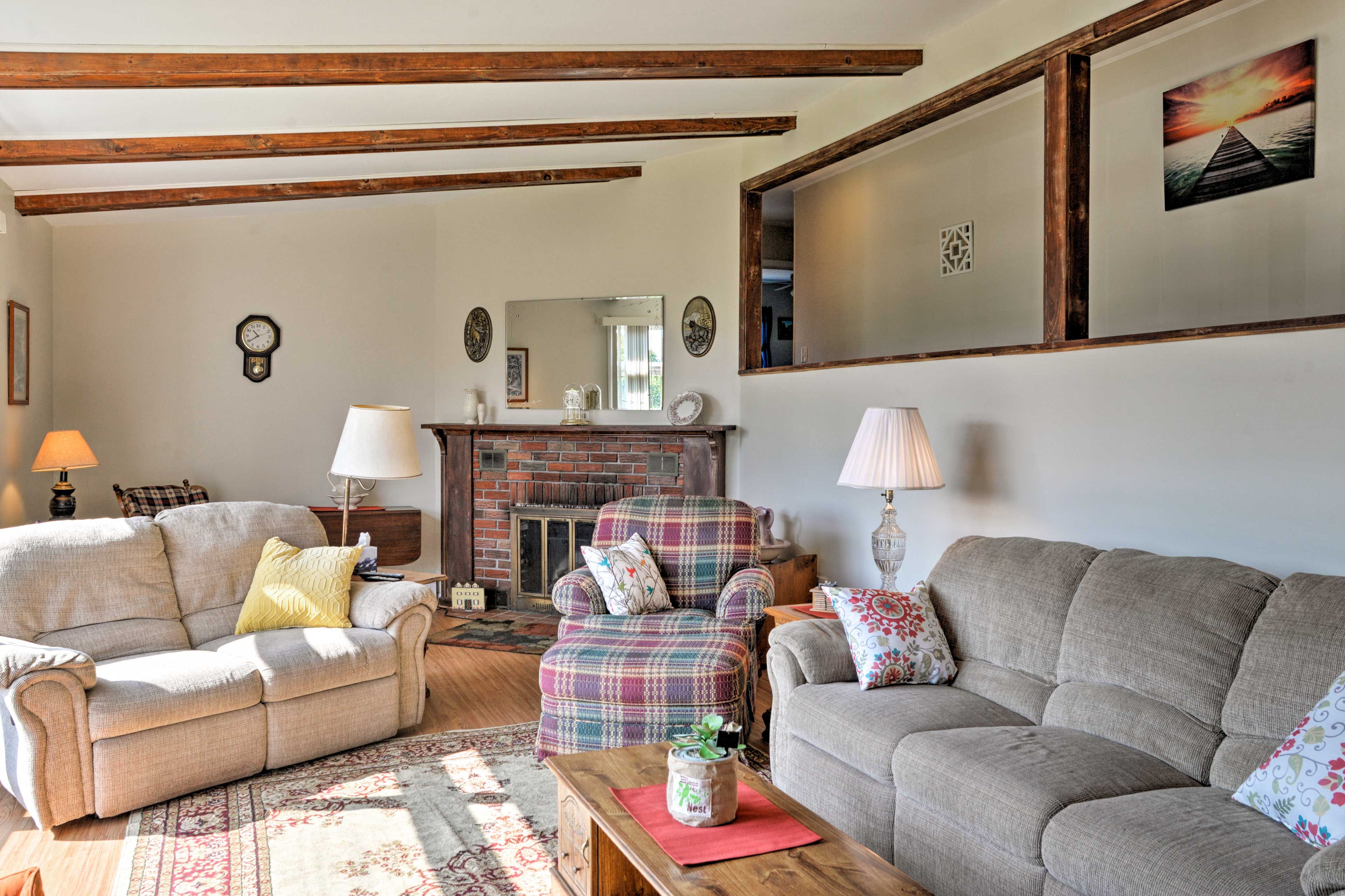 Living Room | Sleeper Sofa