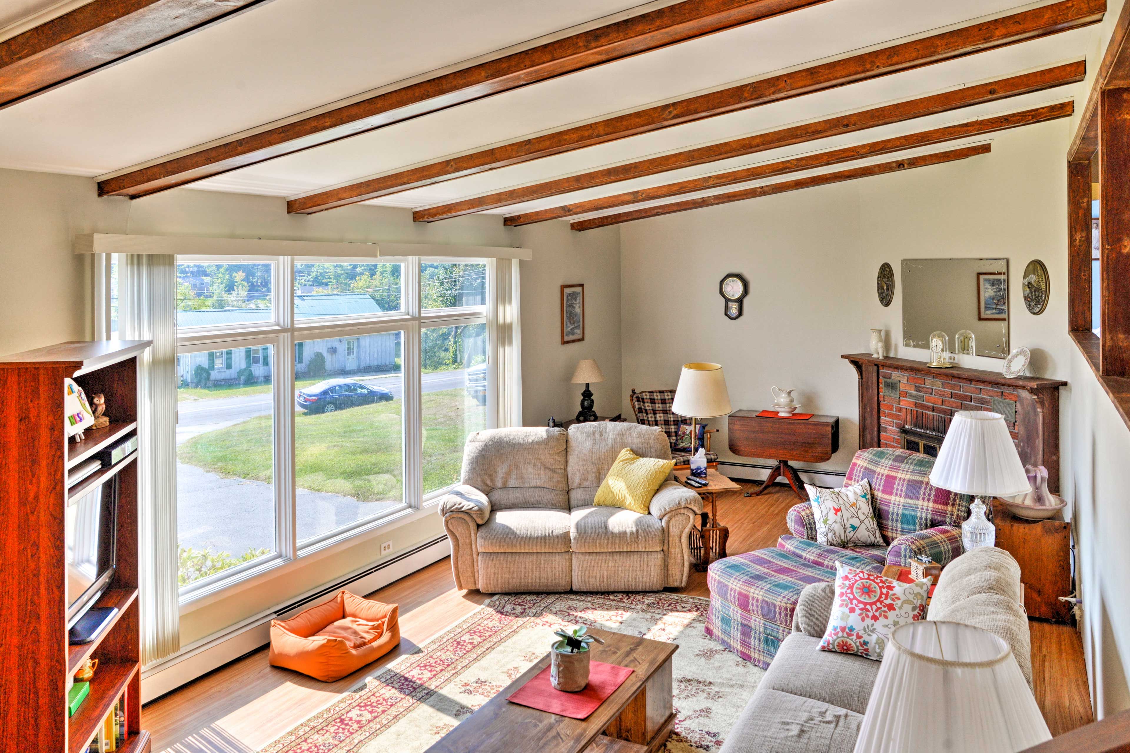 Living Room | Smart TV