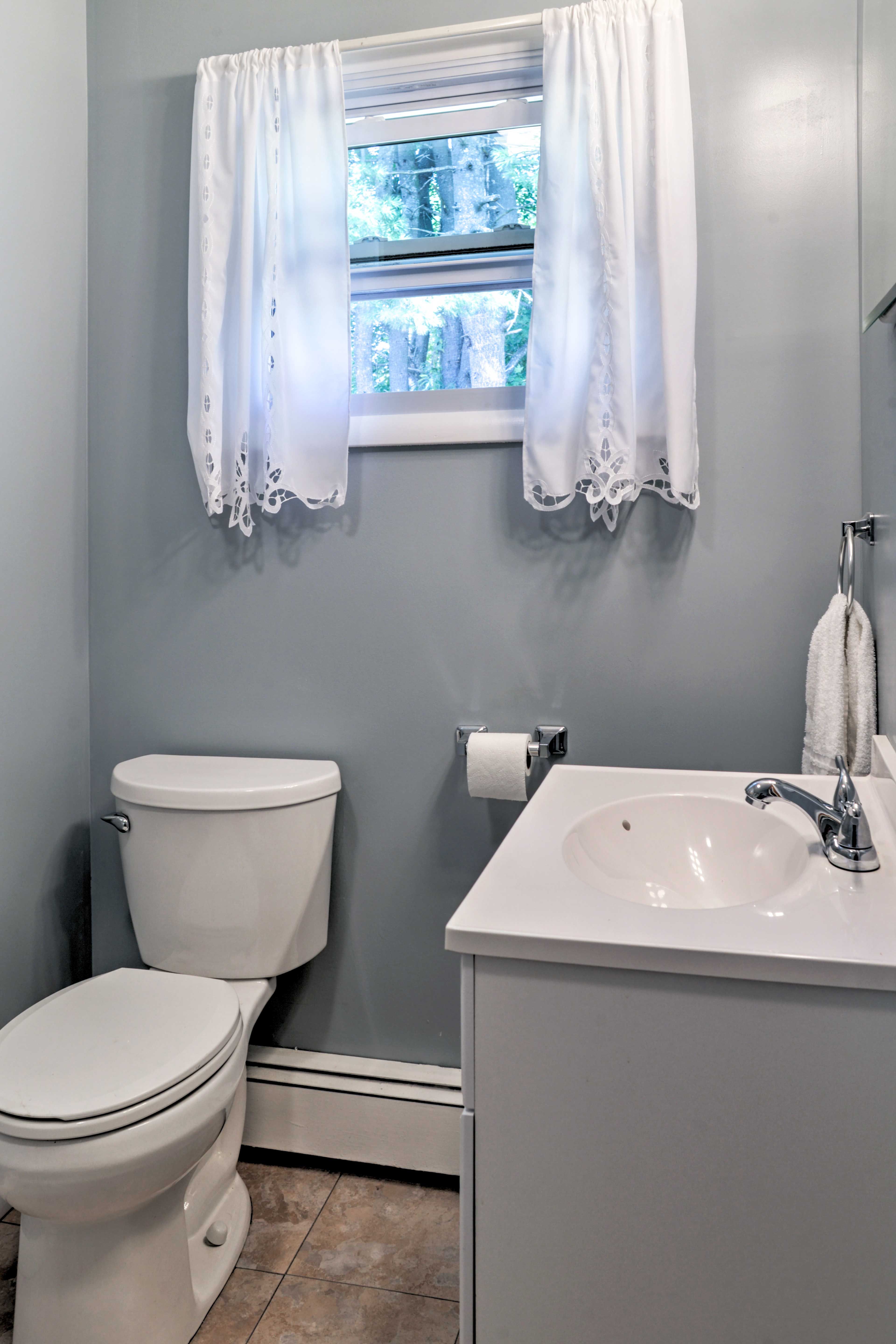 Bathroom | Towels Provided