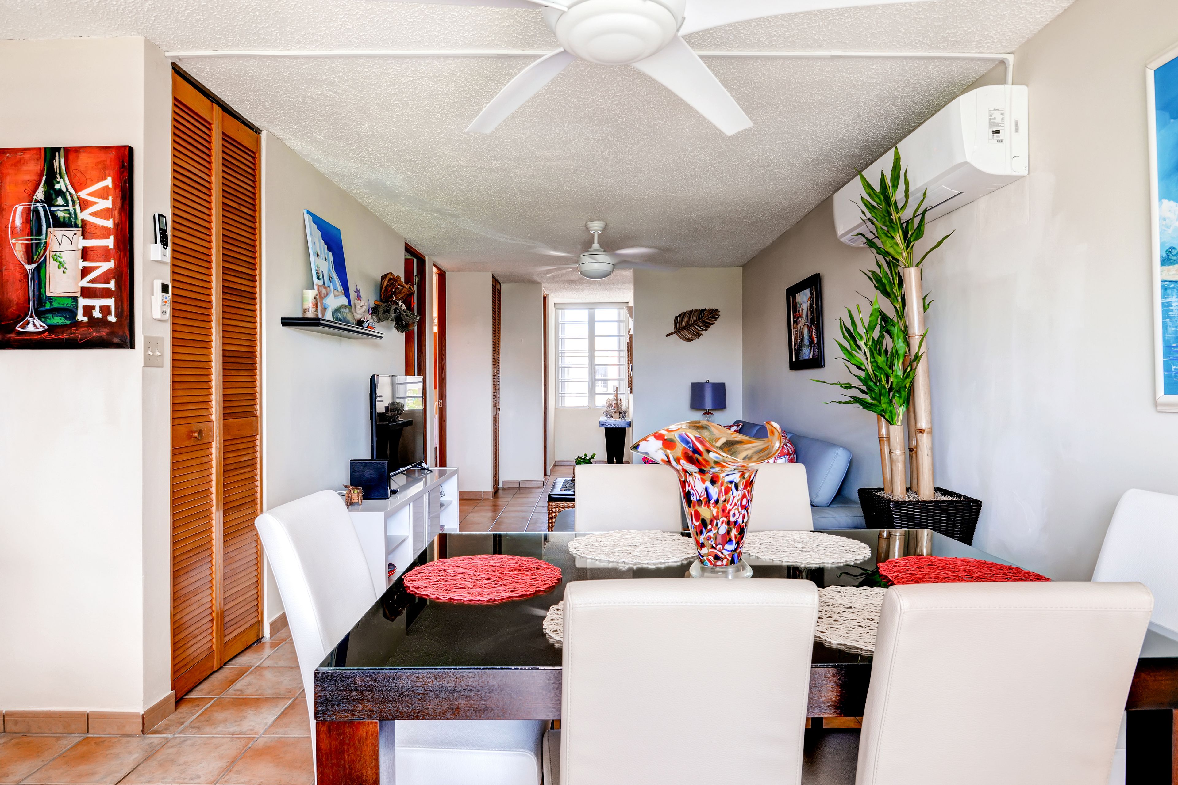 Living Room | Dining Area