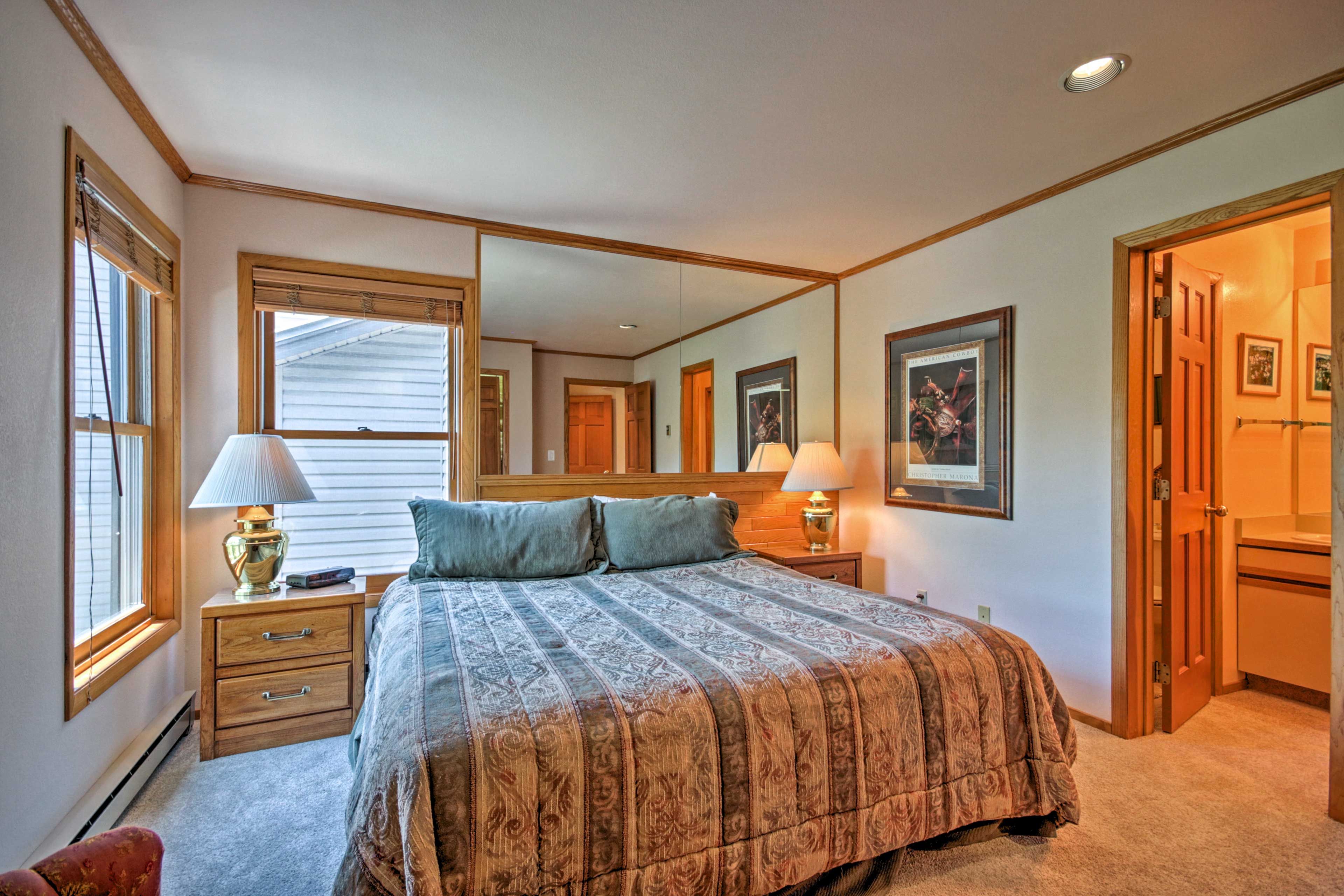 Bedroom 1 | Linens Provided