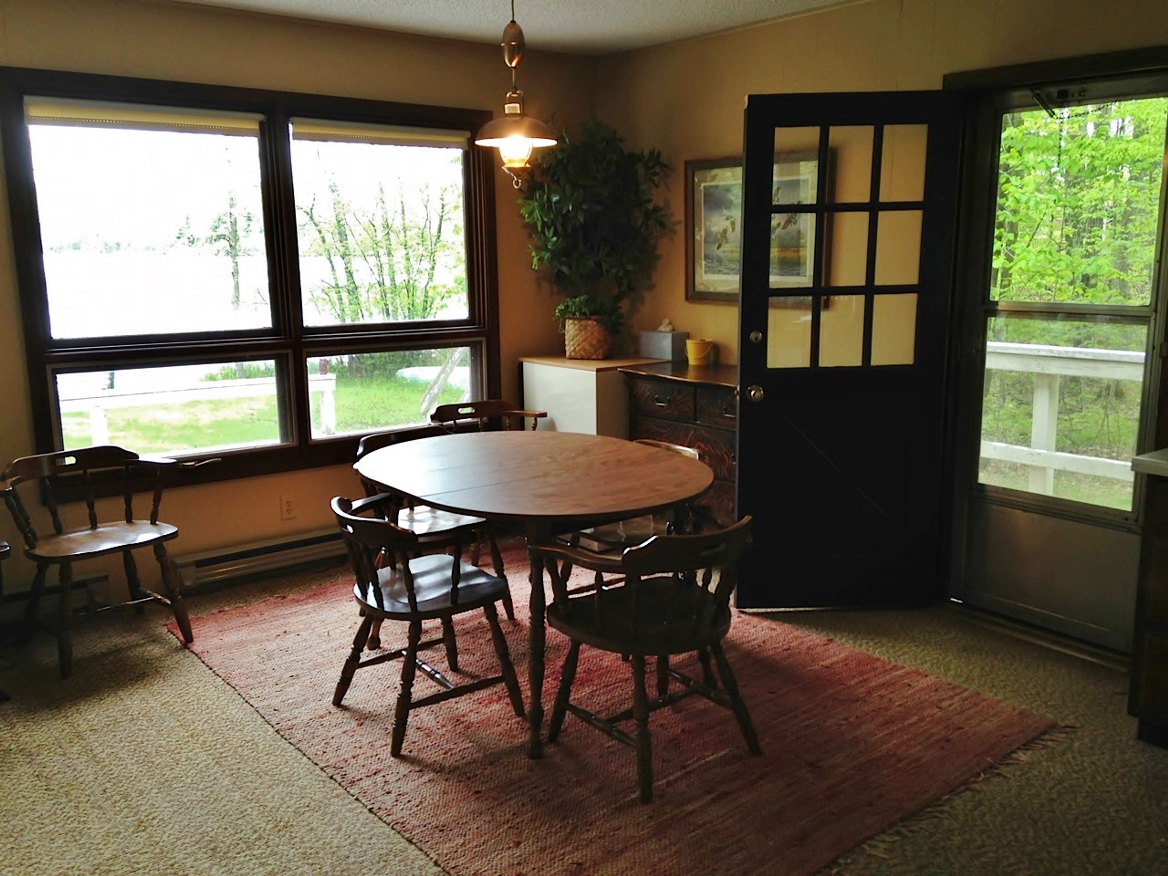 Living Area | Open Layout