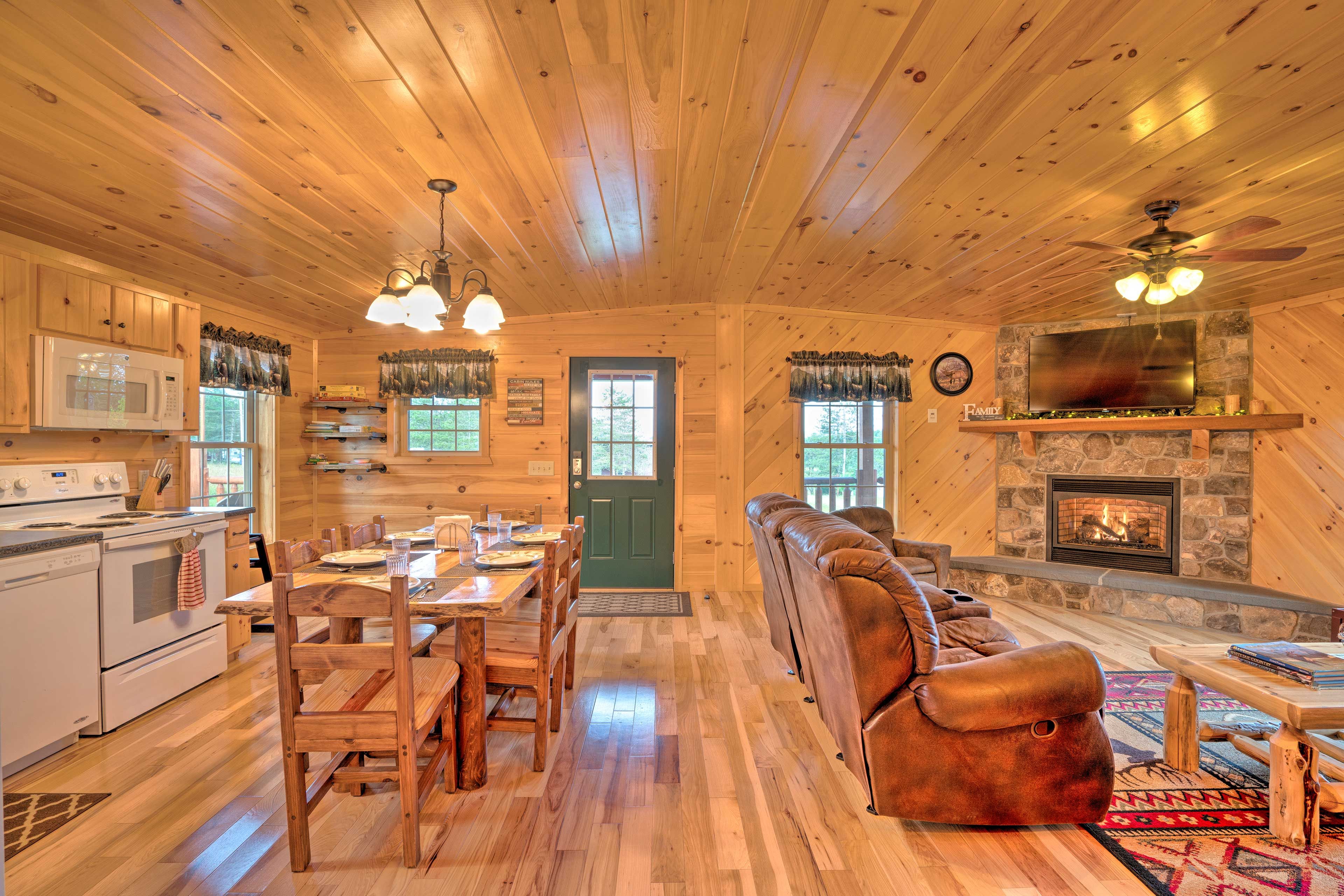 Dining Room | Dishware & Flatware