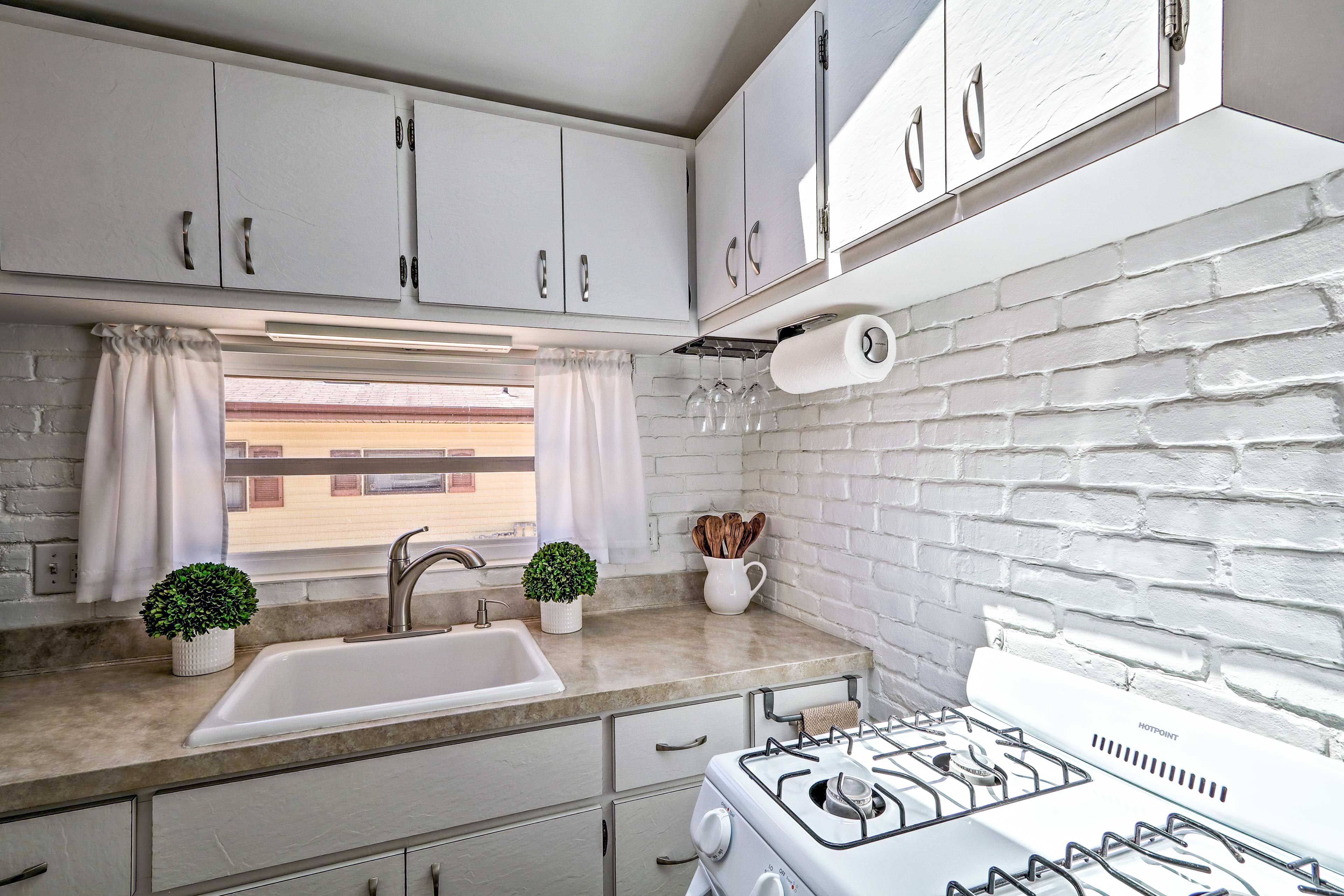 Well-Equipped Kitchen