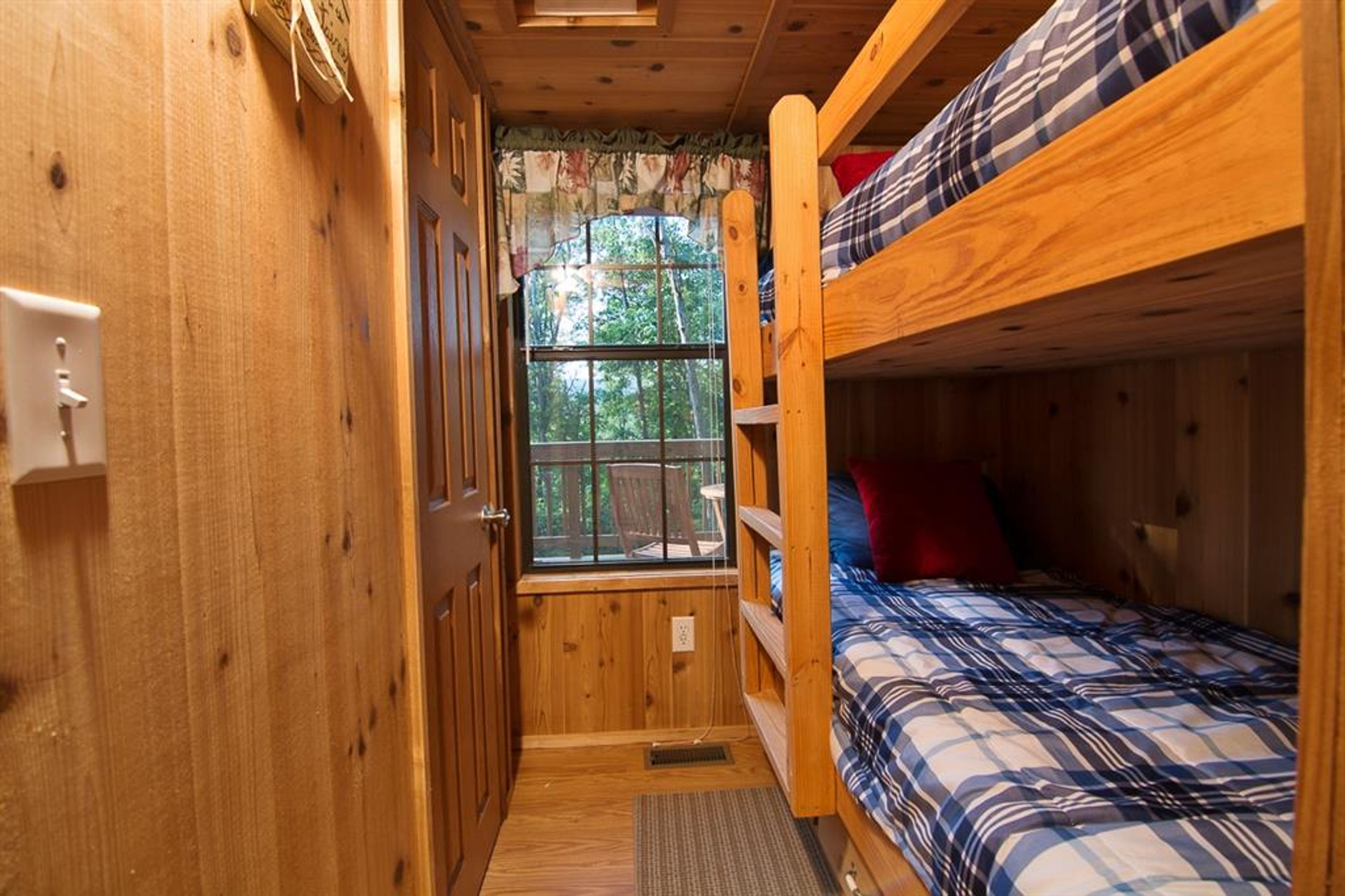 Bedroom 2 | Twin Bunk Bed