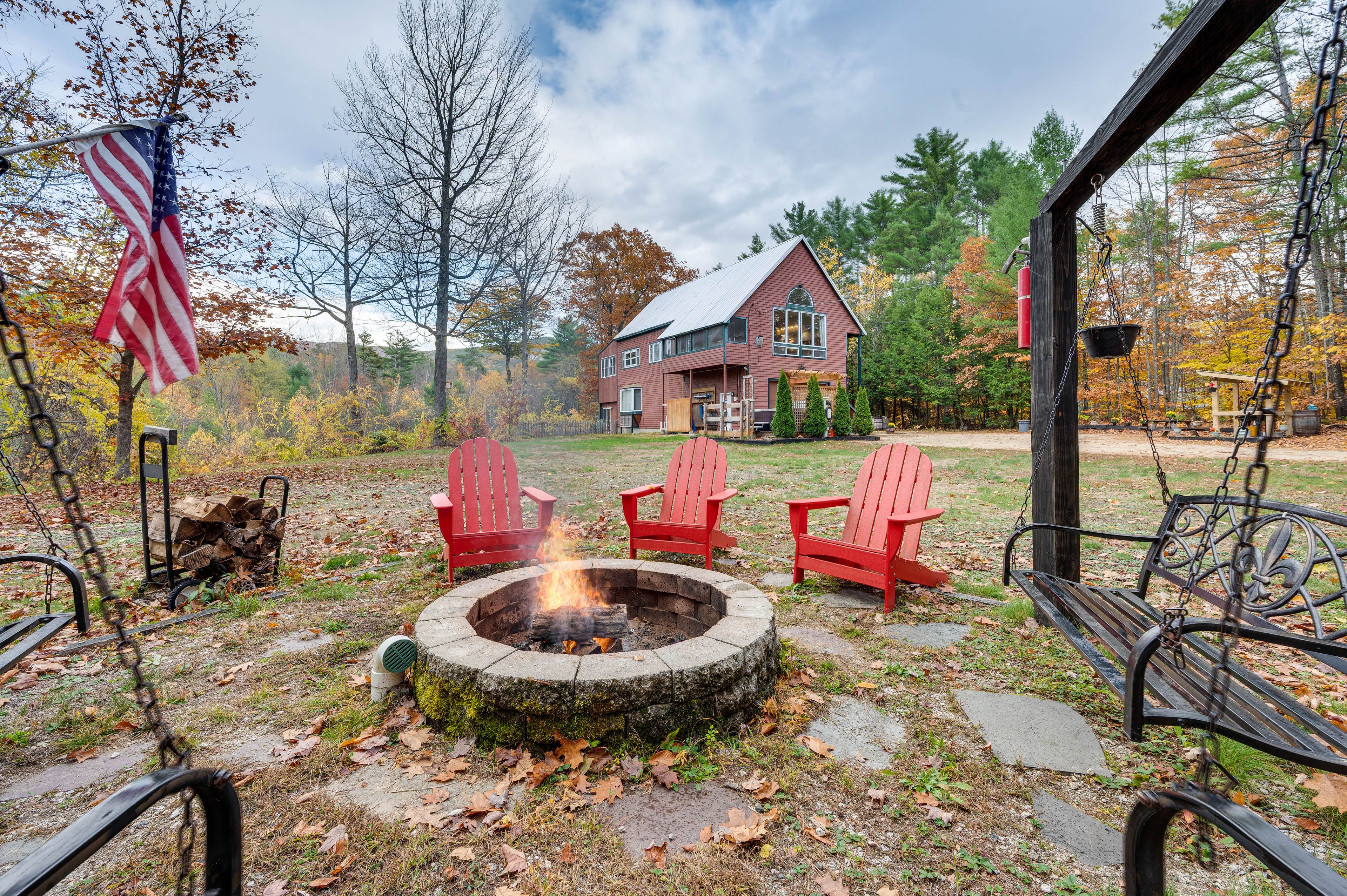 Wood-Burning Fire Pit w/ Seating