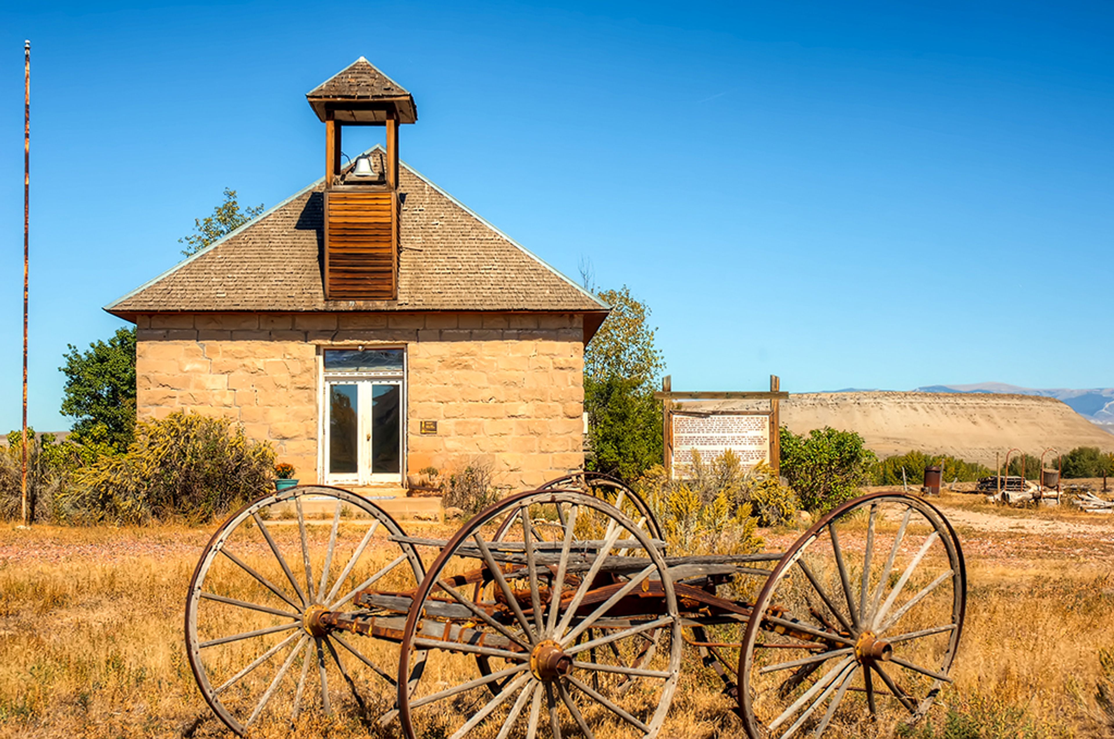 Greybull Vacation Rental | 2BR | 2BA | 1,000 Sq Ft | Stairs Required