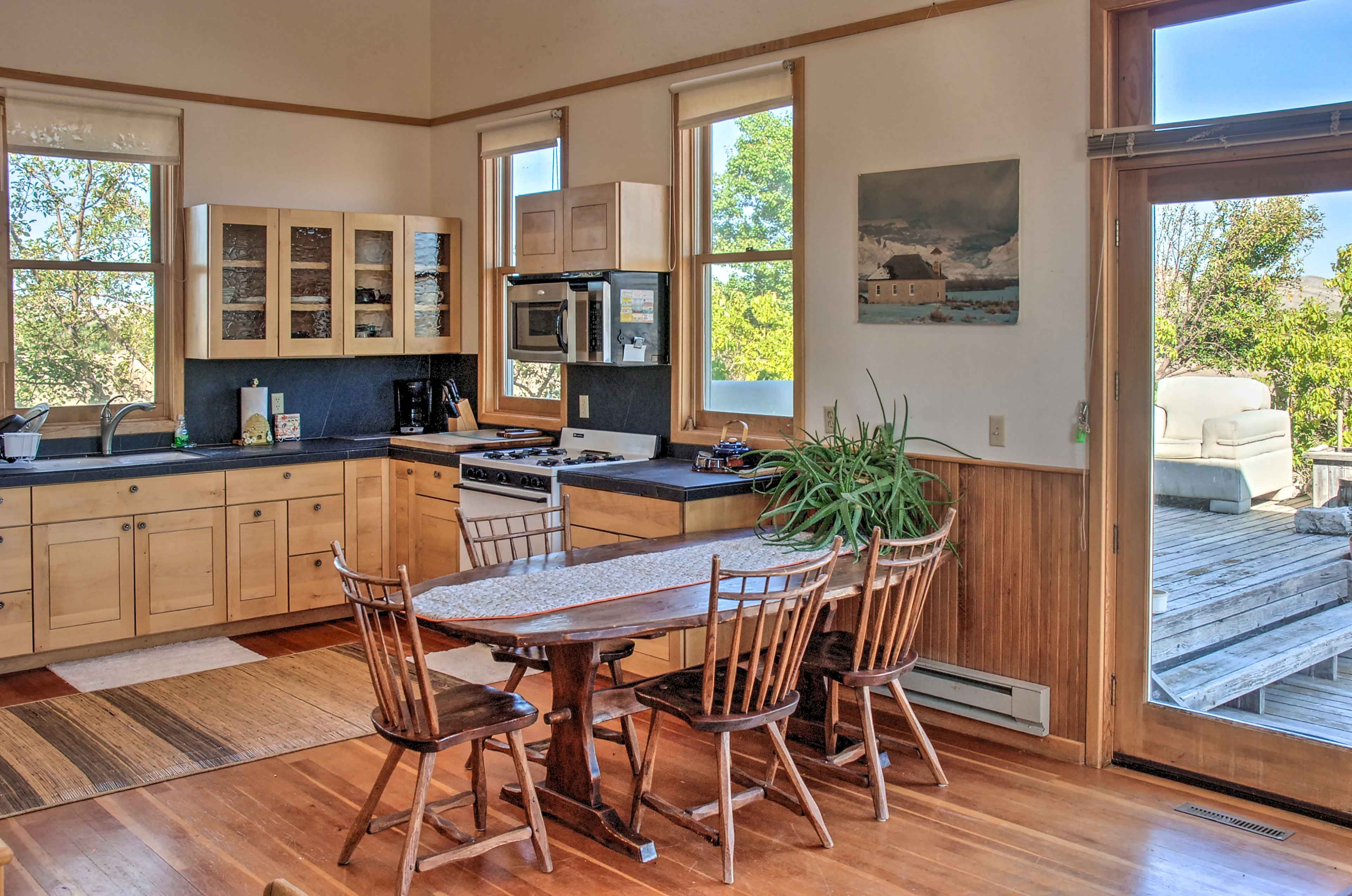 Well-Equipped Kitchen
