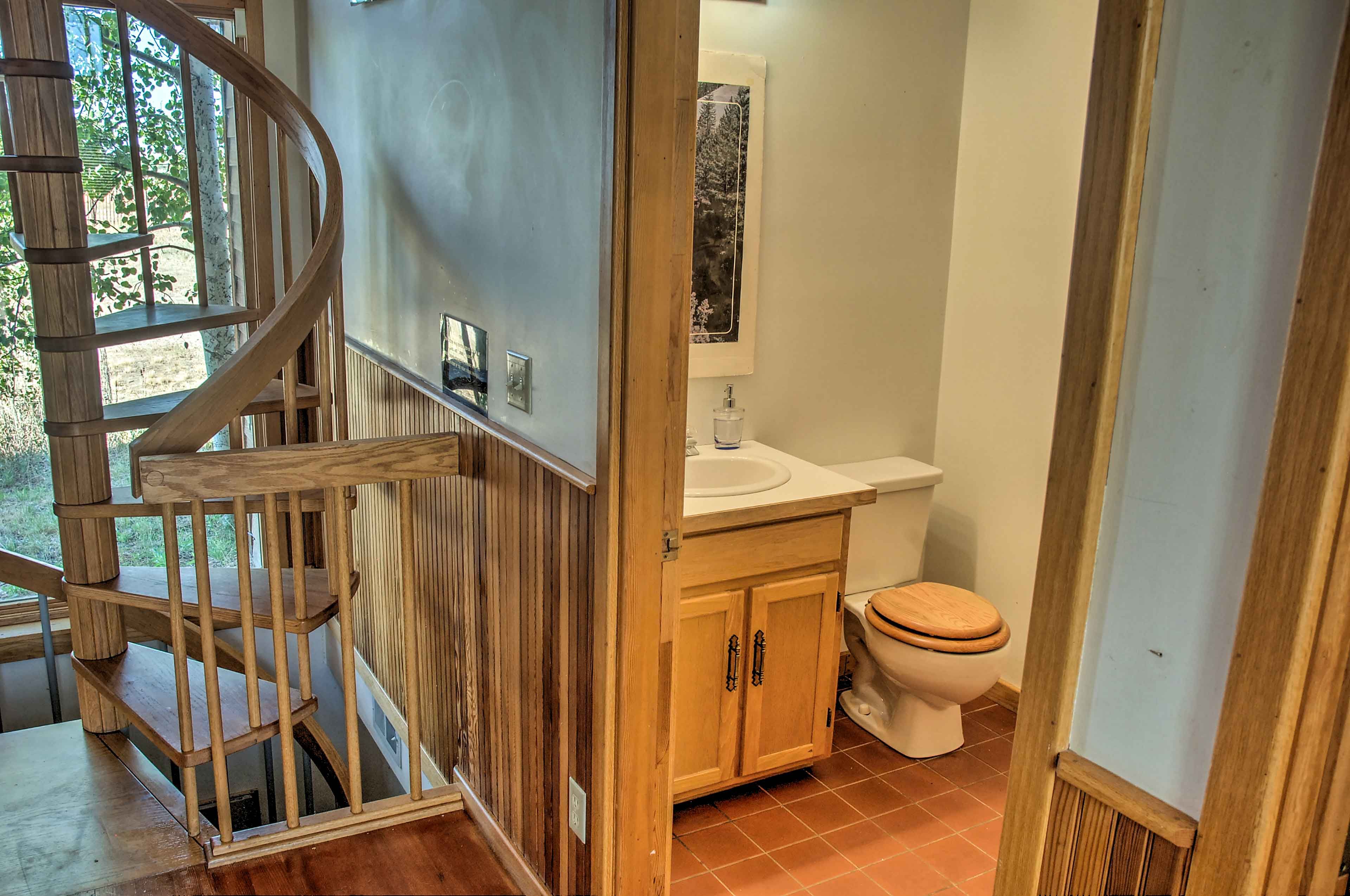 Full Bathroom