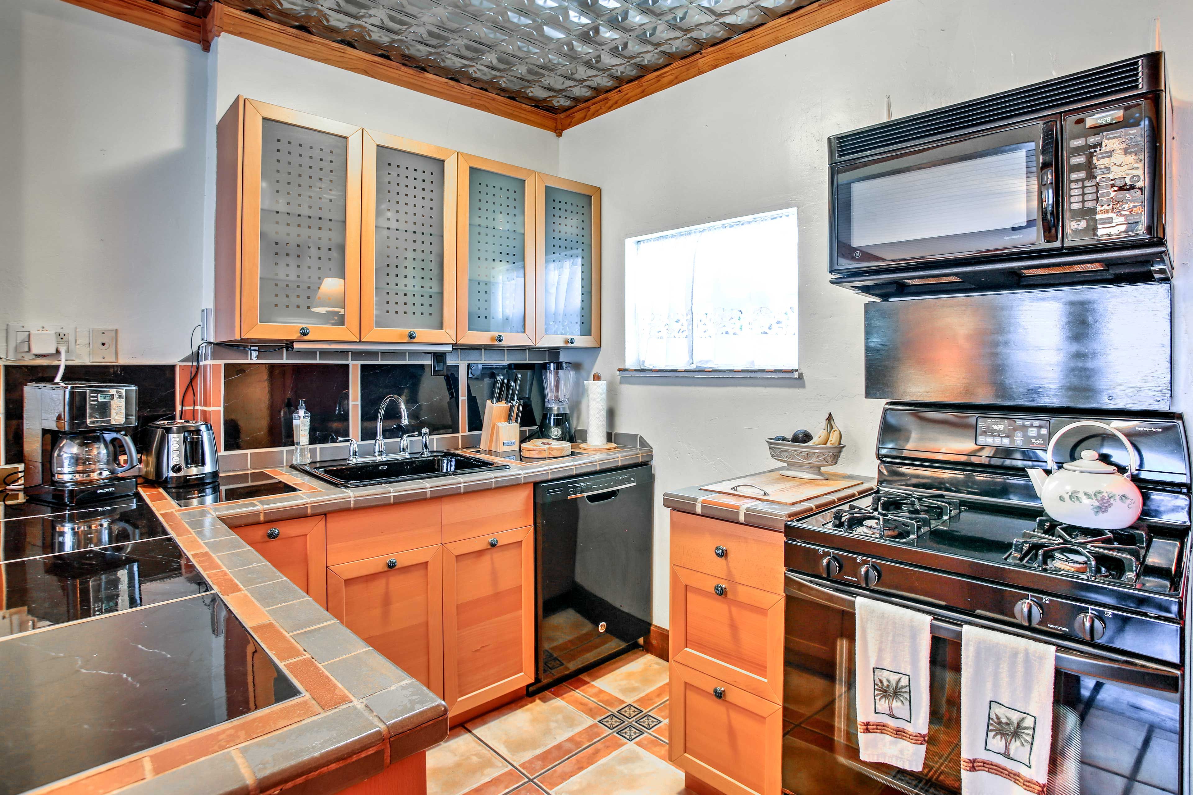Kitchen | Dishwasher | Microwave
