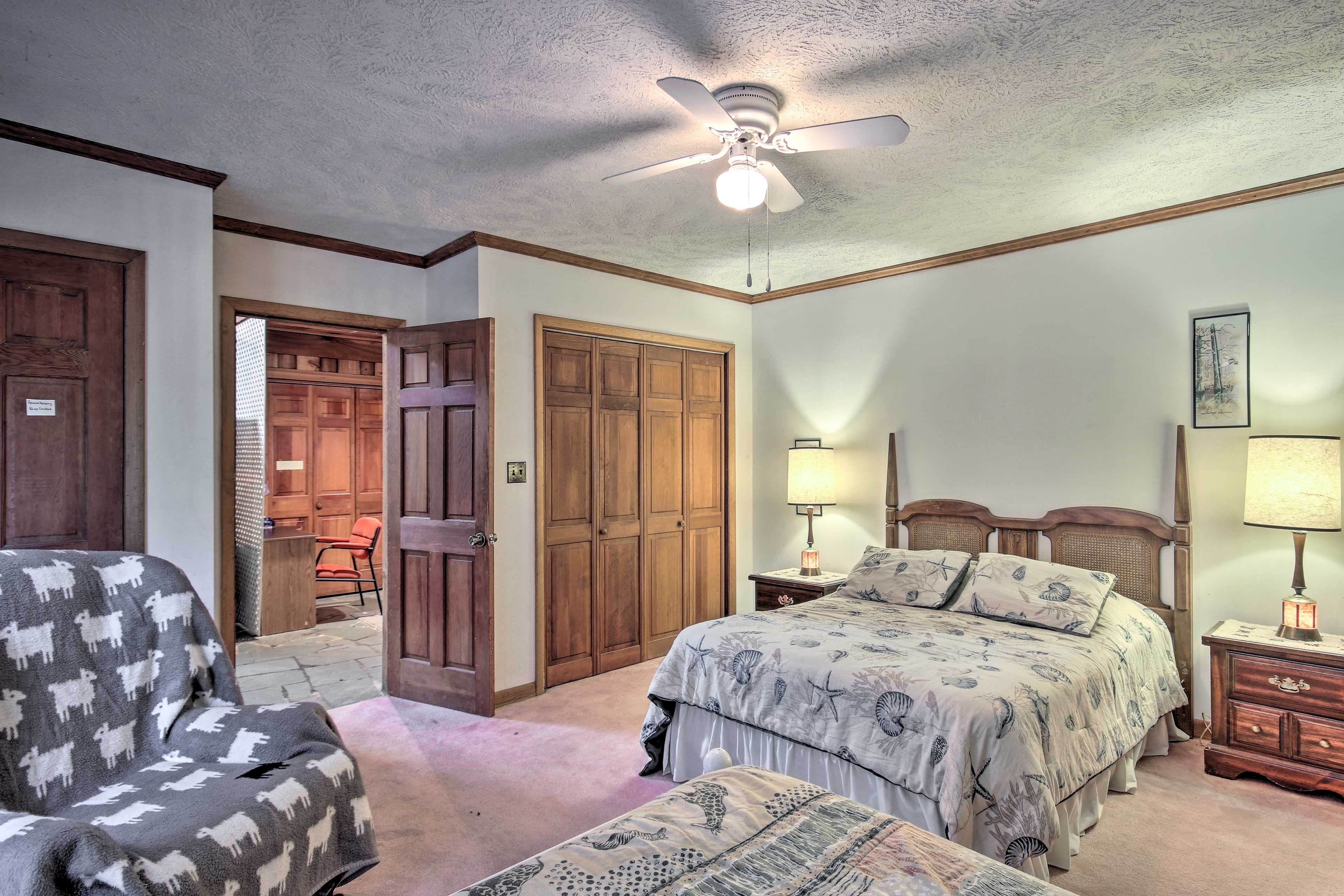 Bedroom 3 | Full Bed | Twin Bed | En-Suite Bathroom