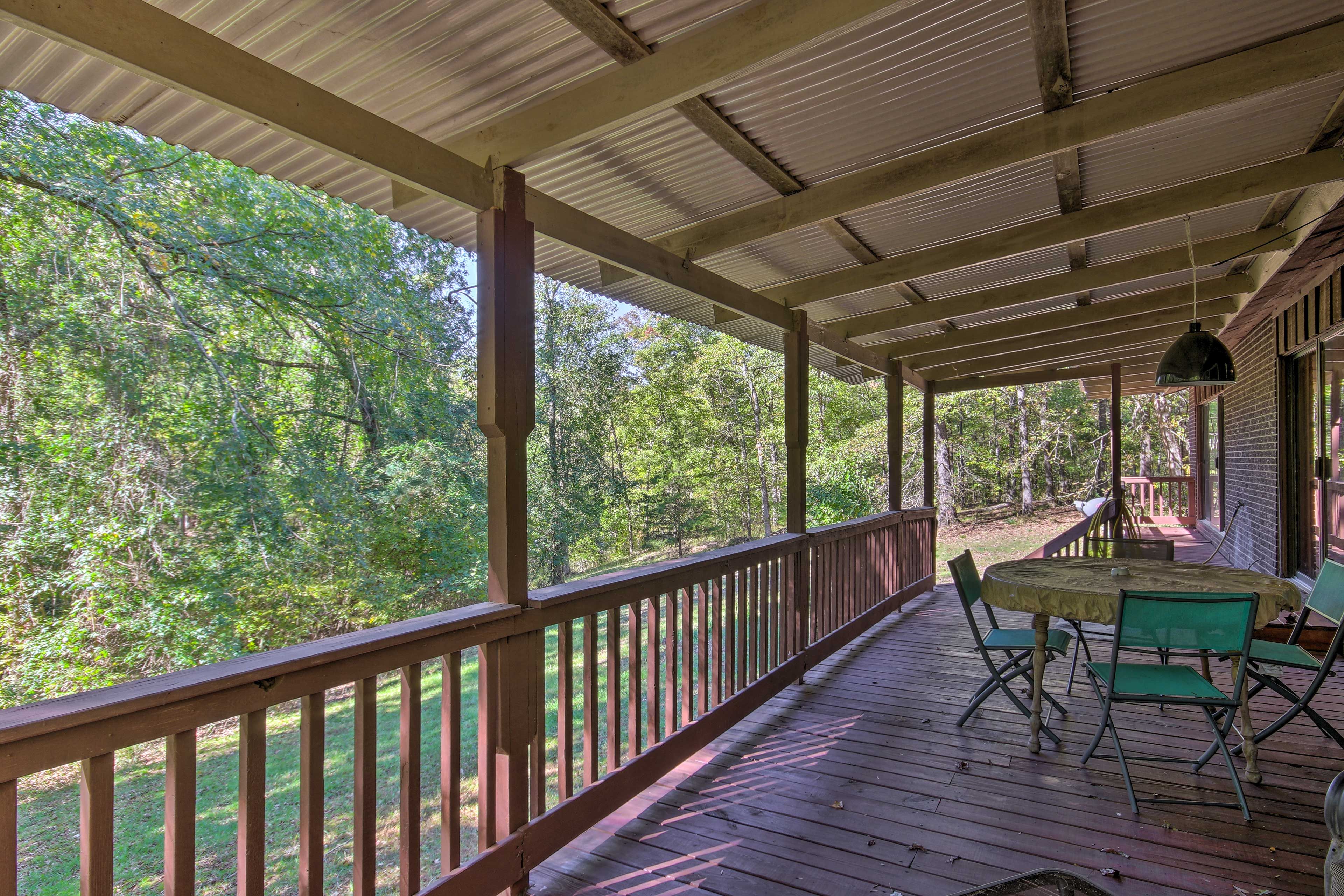Furnished Deck