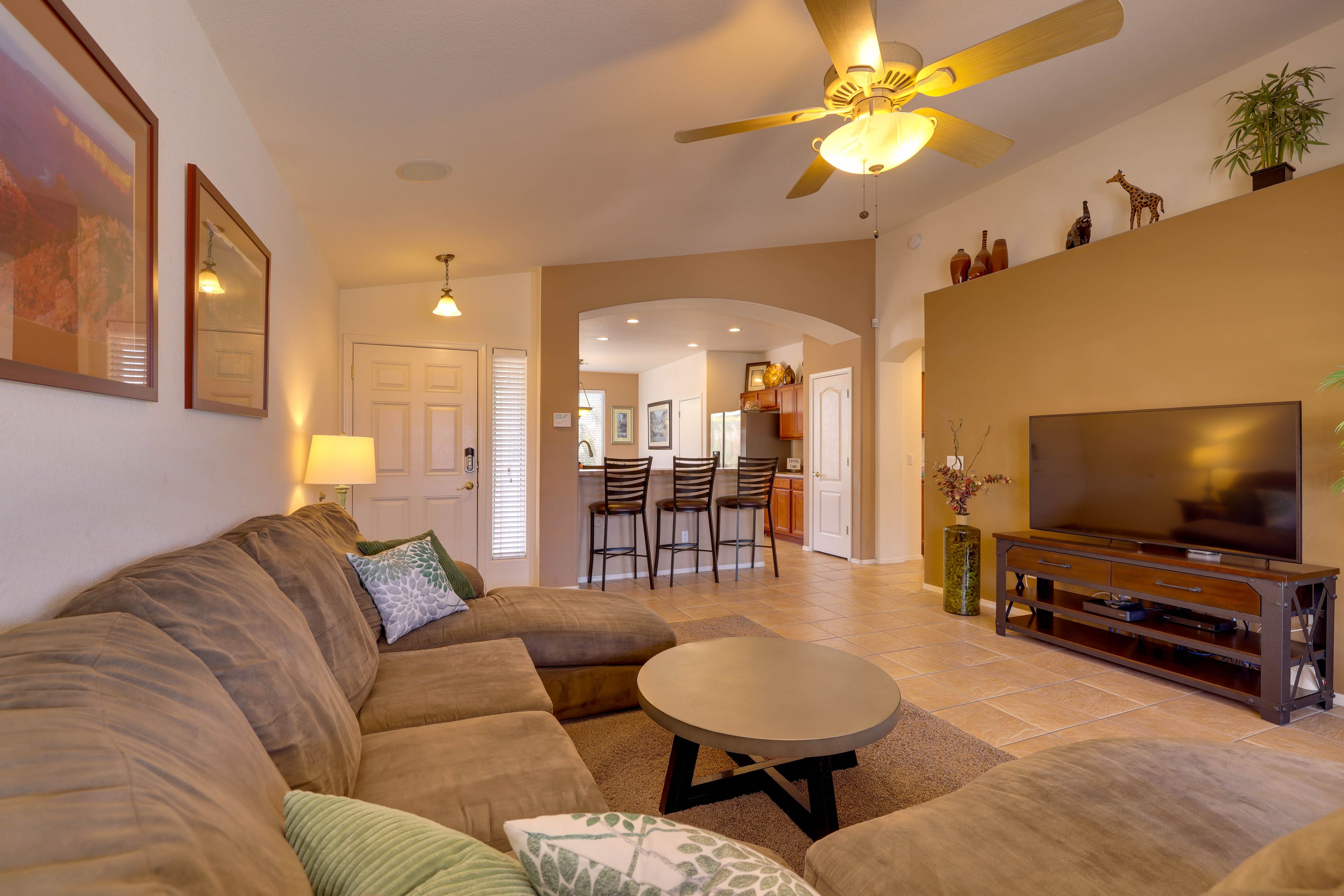 Living Room | Cable TV
