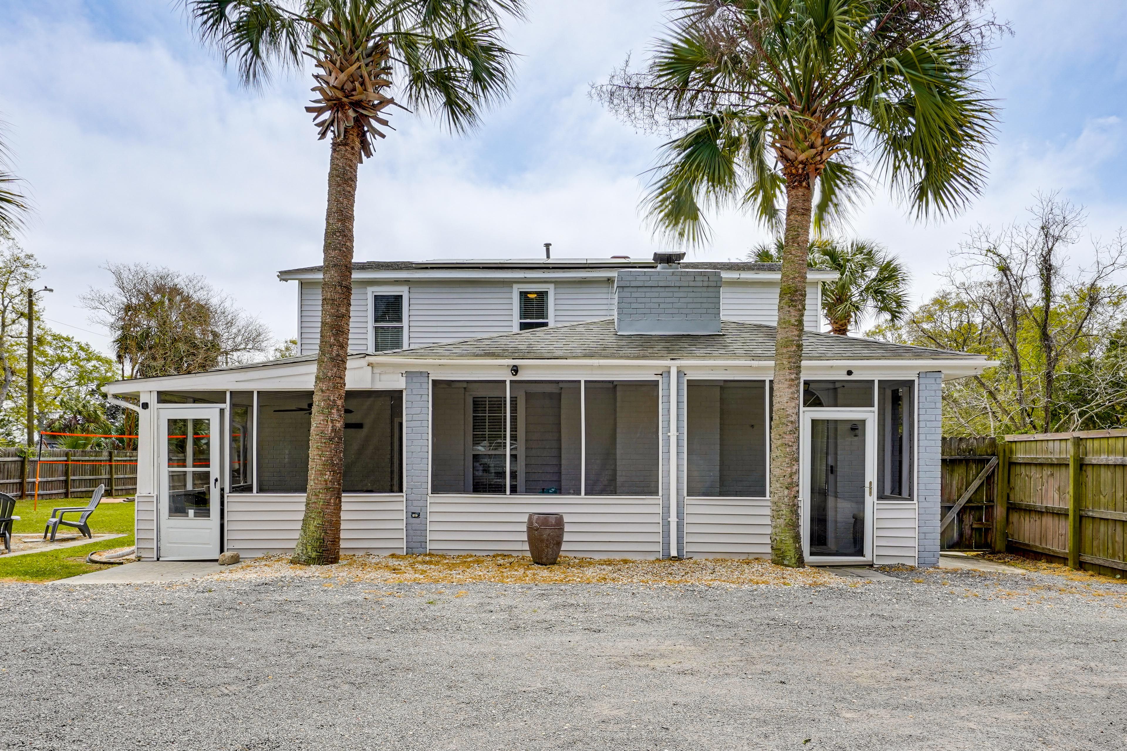 Screened Patio Exterior