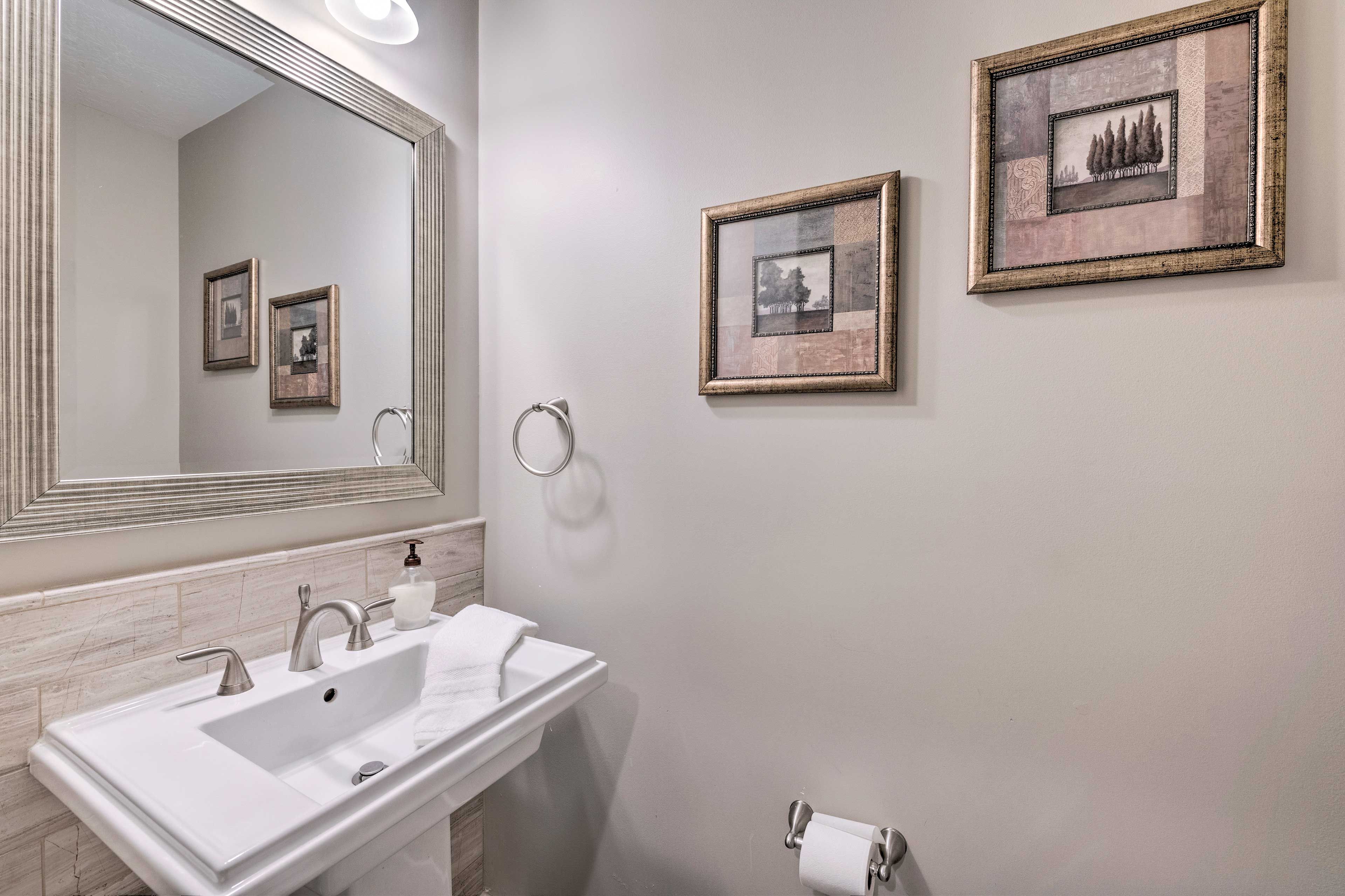 Half Bathroom | Main Level