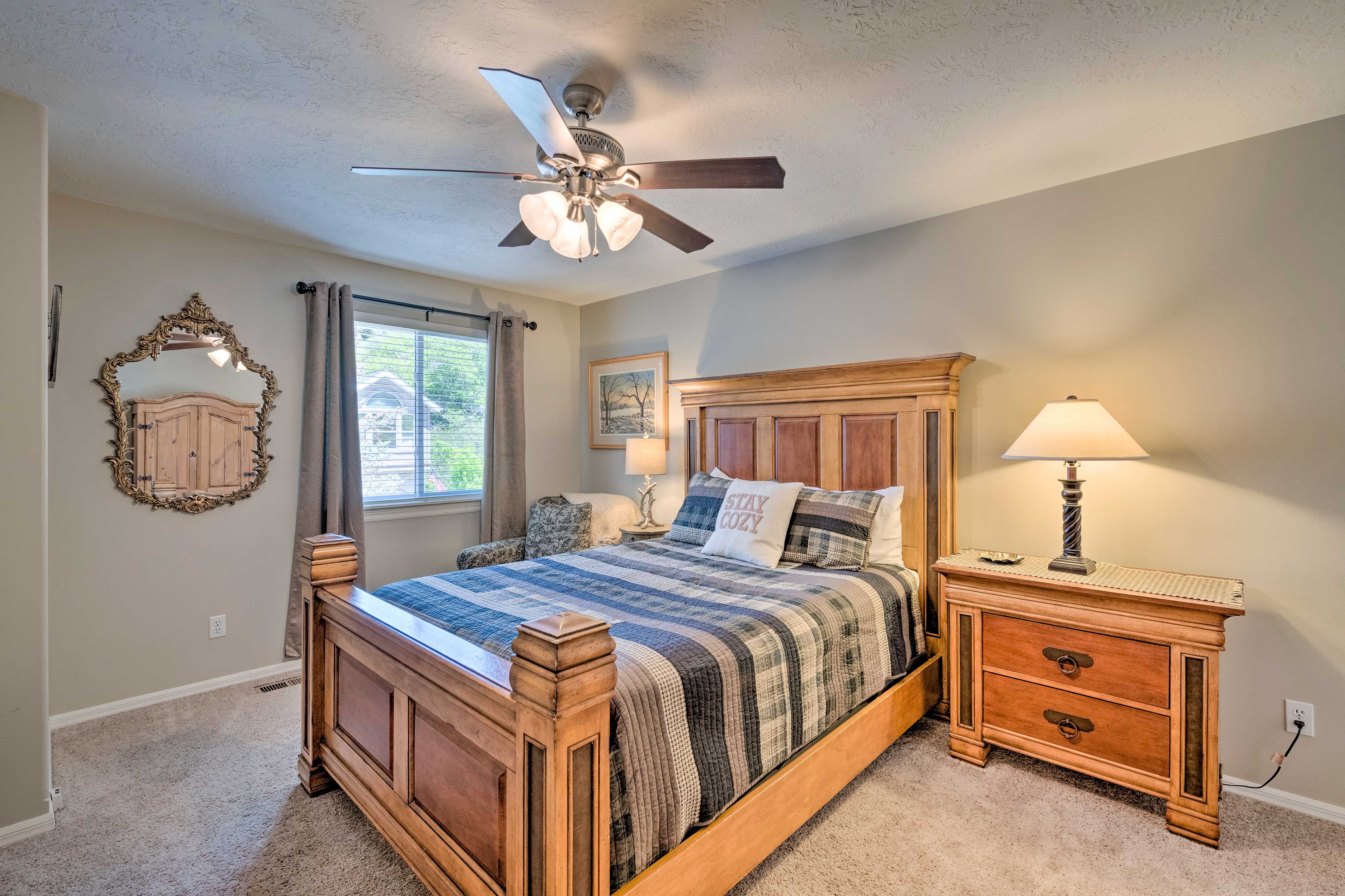 Bedroom 2: 'The Woodland Room' | Queen Bed | Linens Provided | Upper Level