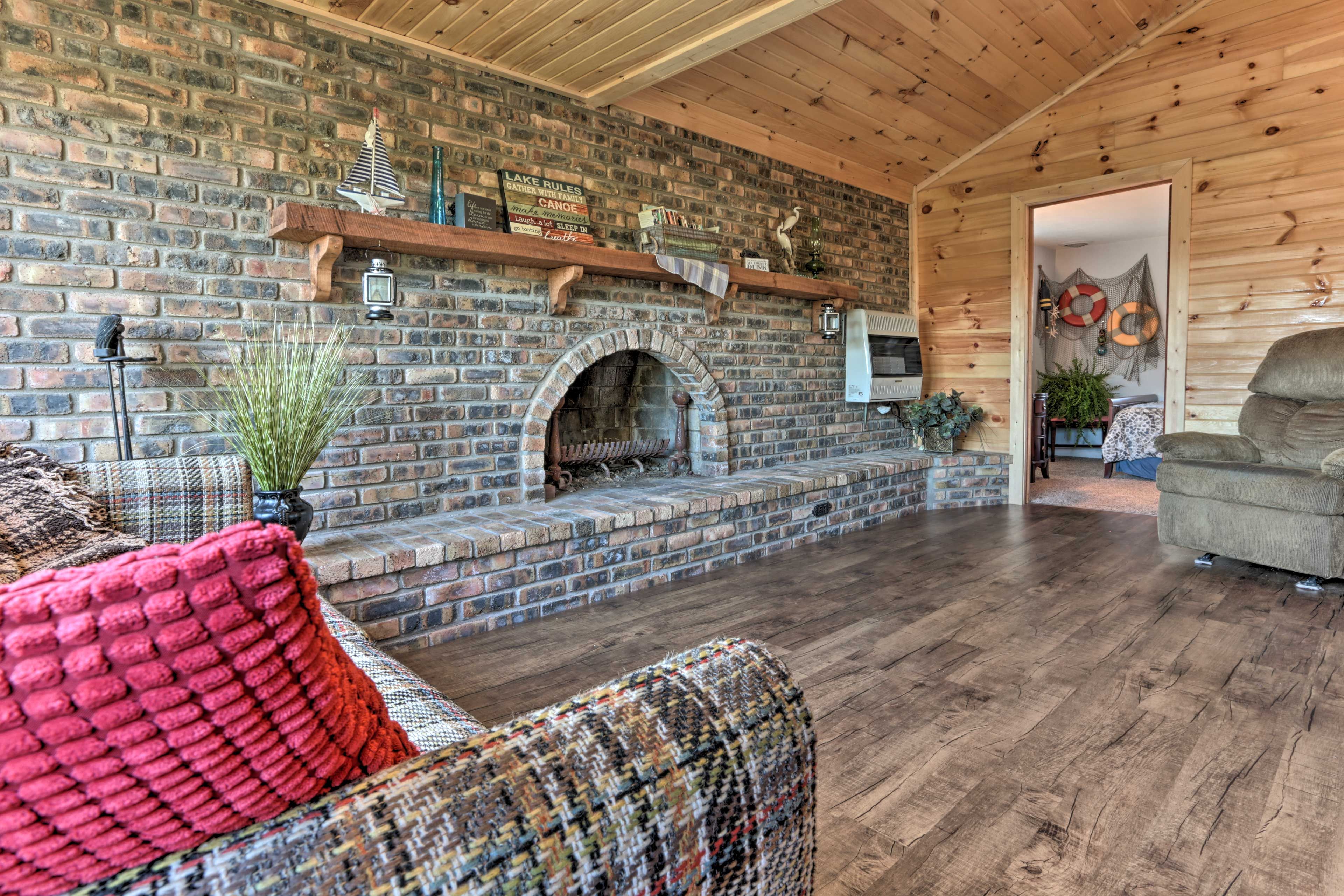 Living Room | Full Sleeper Sofa