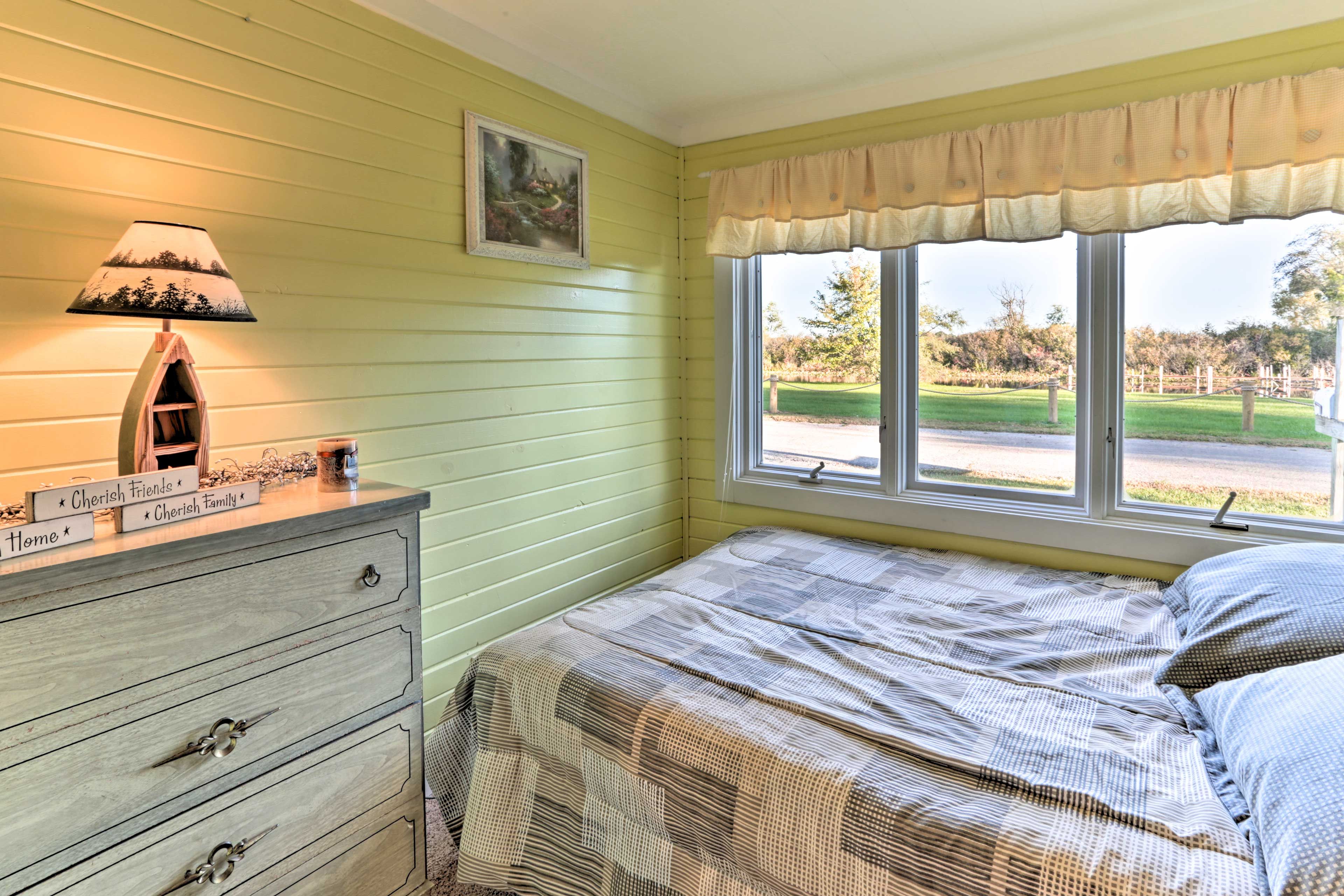 Bedroom 2 | Full Bed