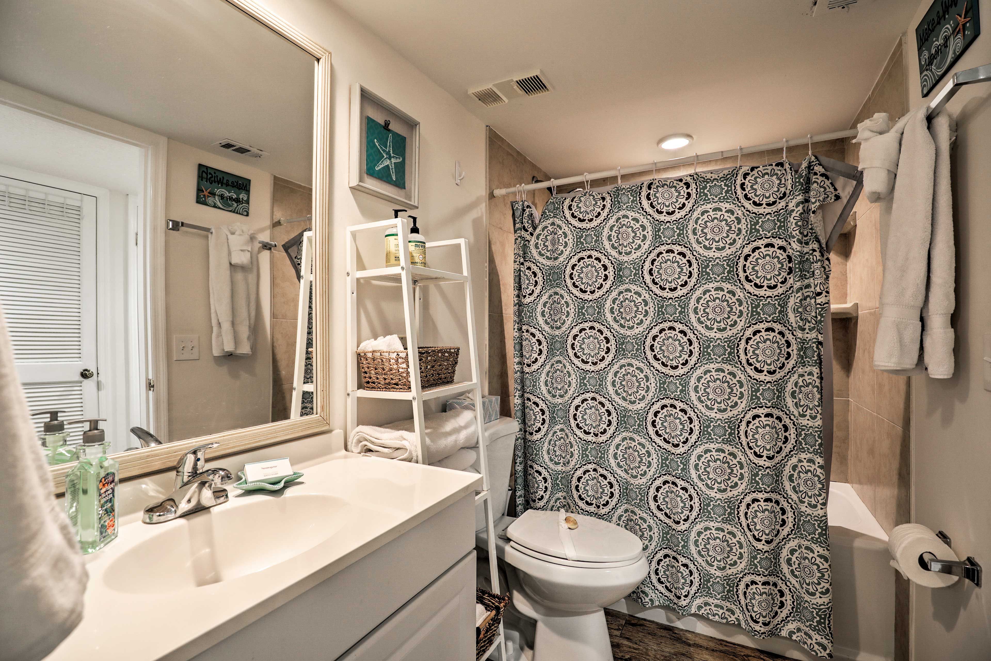 Full Bathroom