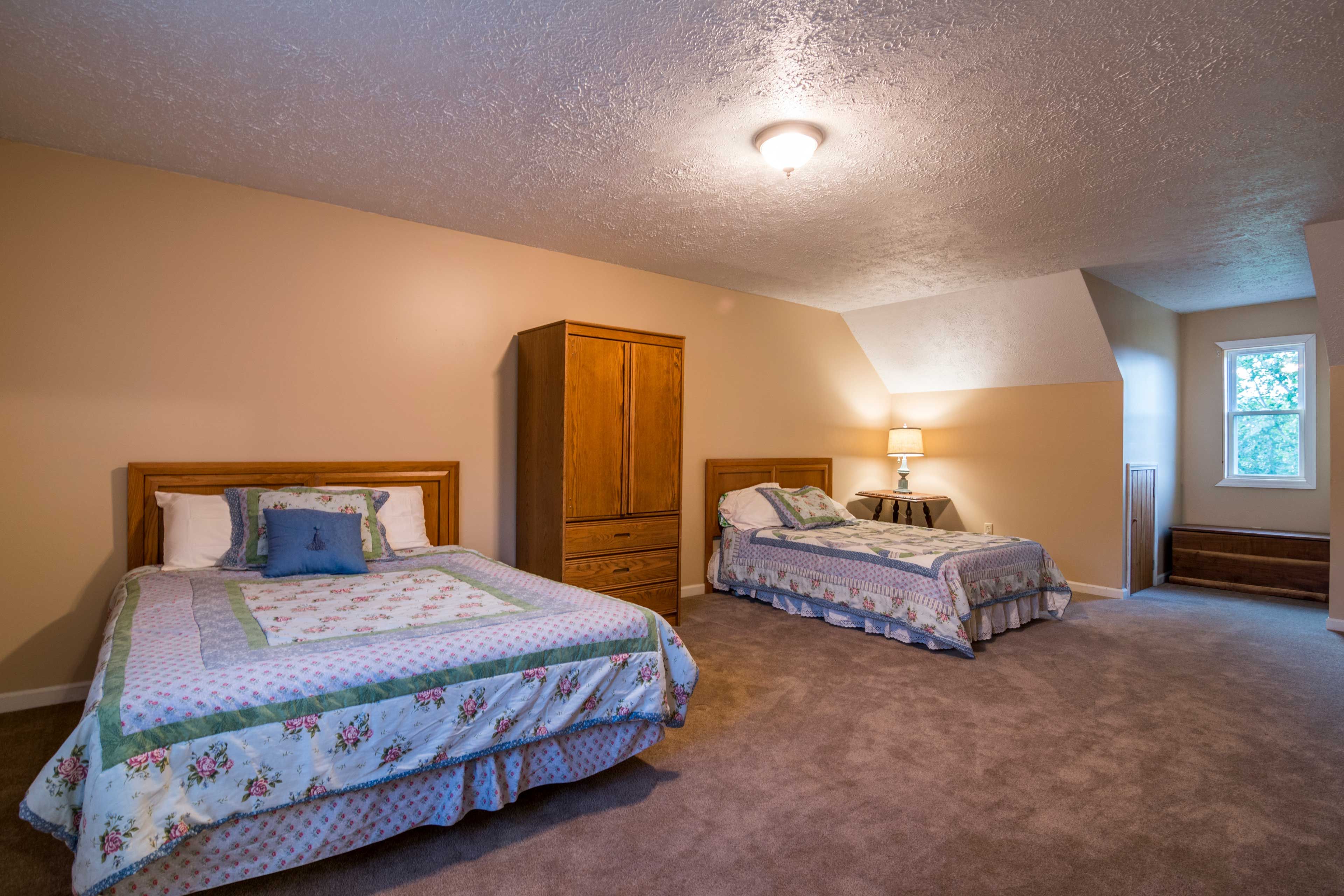 Bedroom 5 | 2 Full Beds