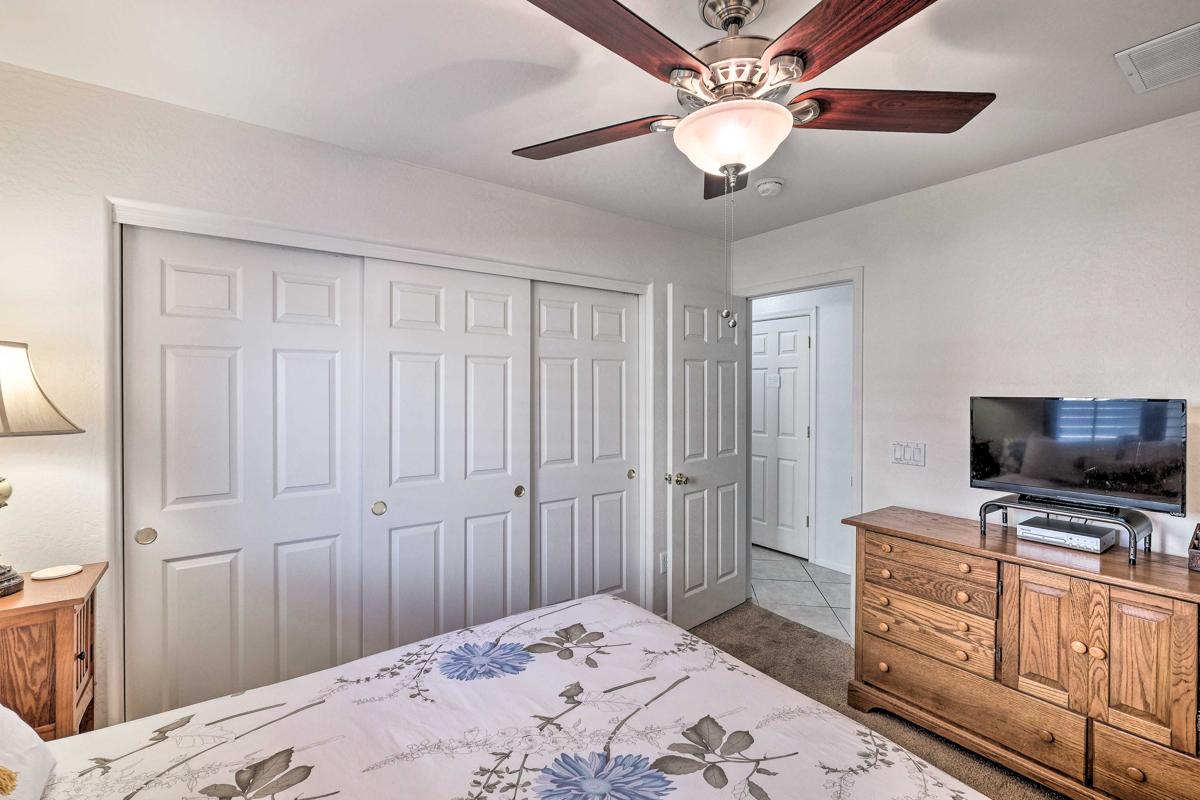 Bedroom 2 | Smart TV
