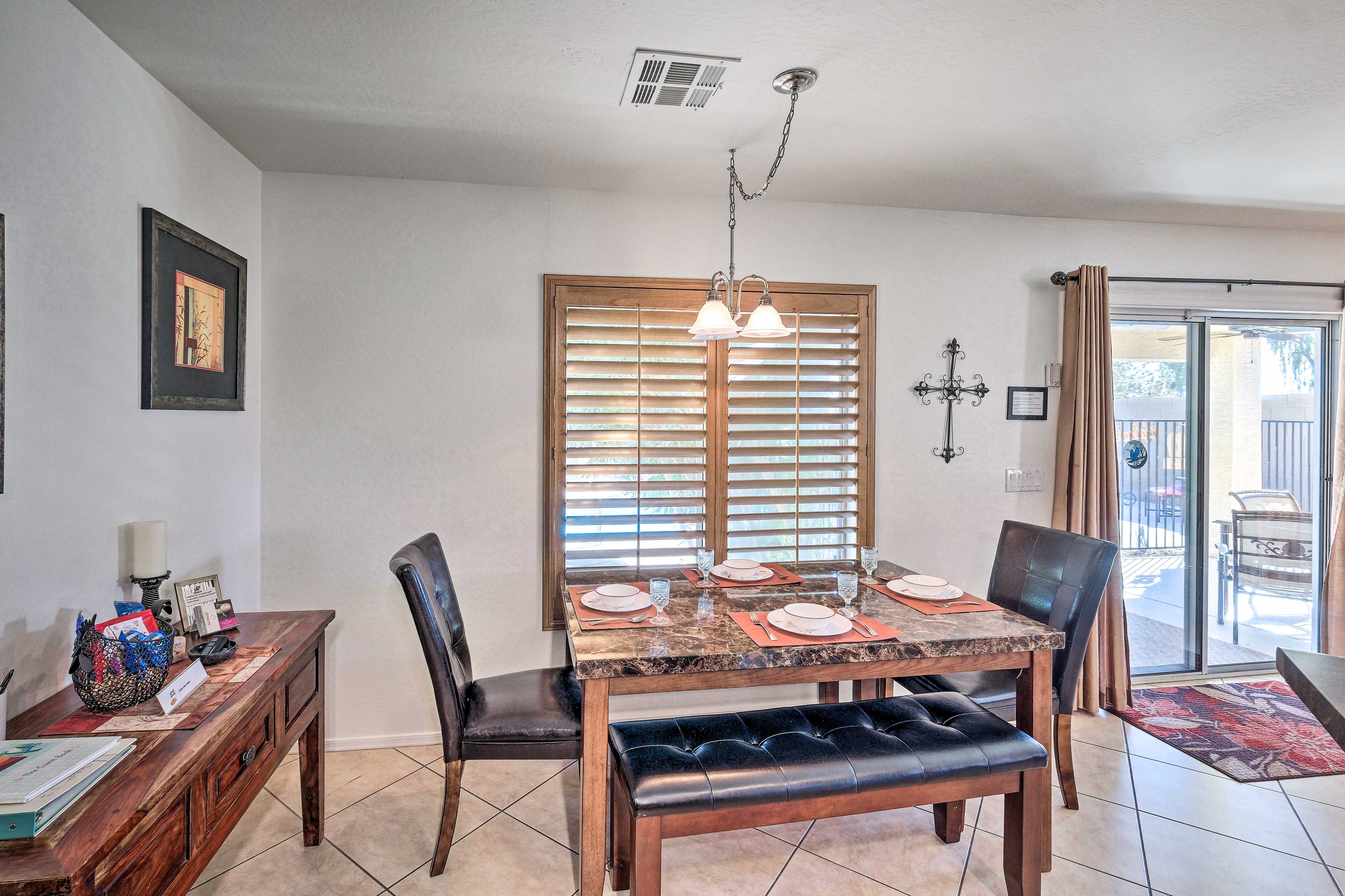 Living Room | Dining Area