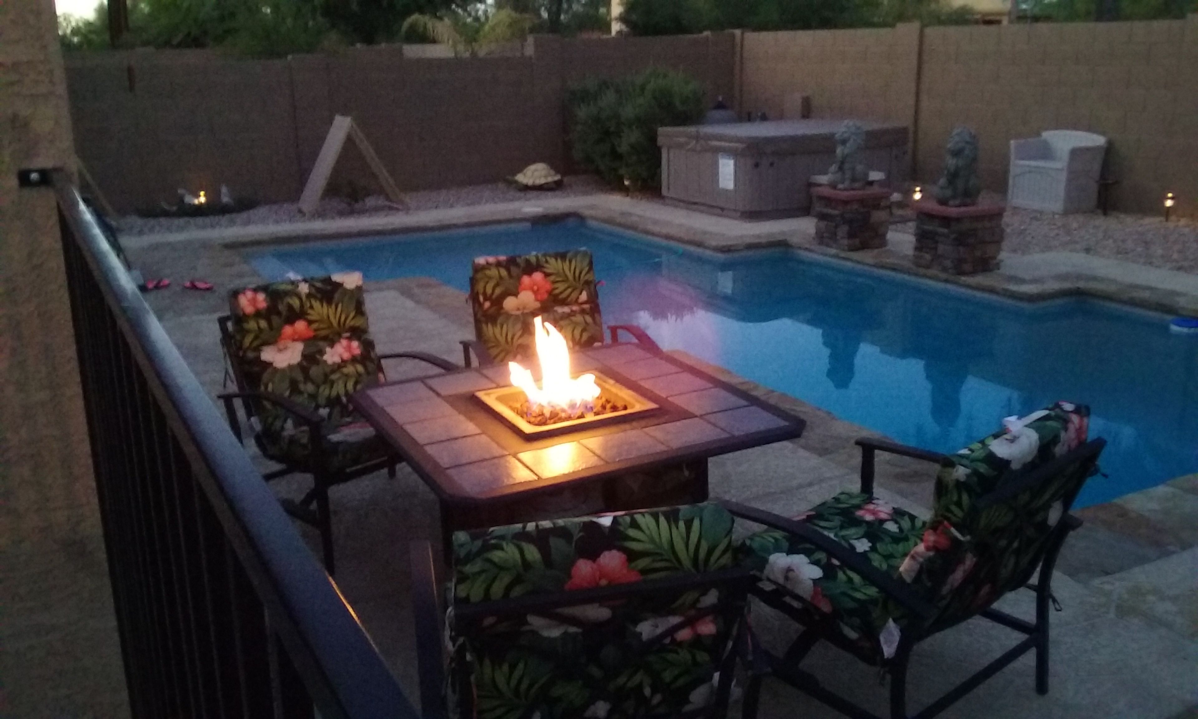 Private Backyard | Gas Fire Pit
