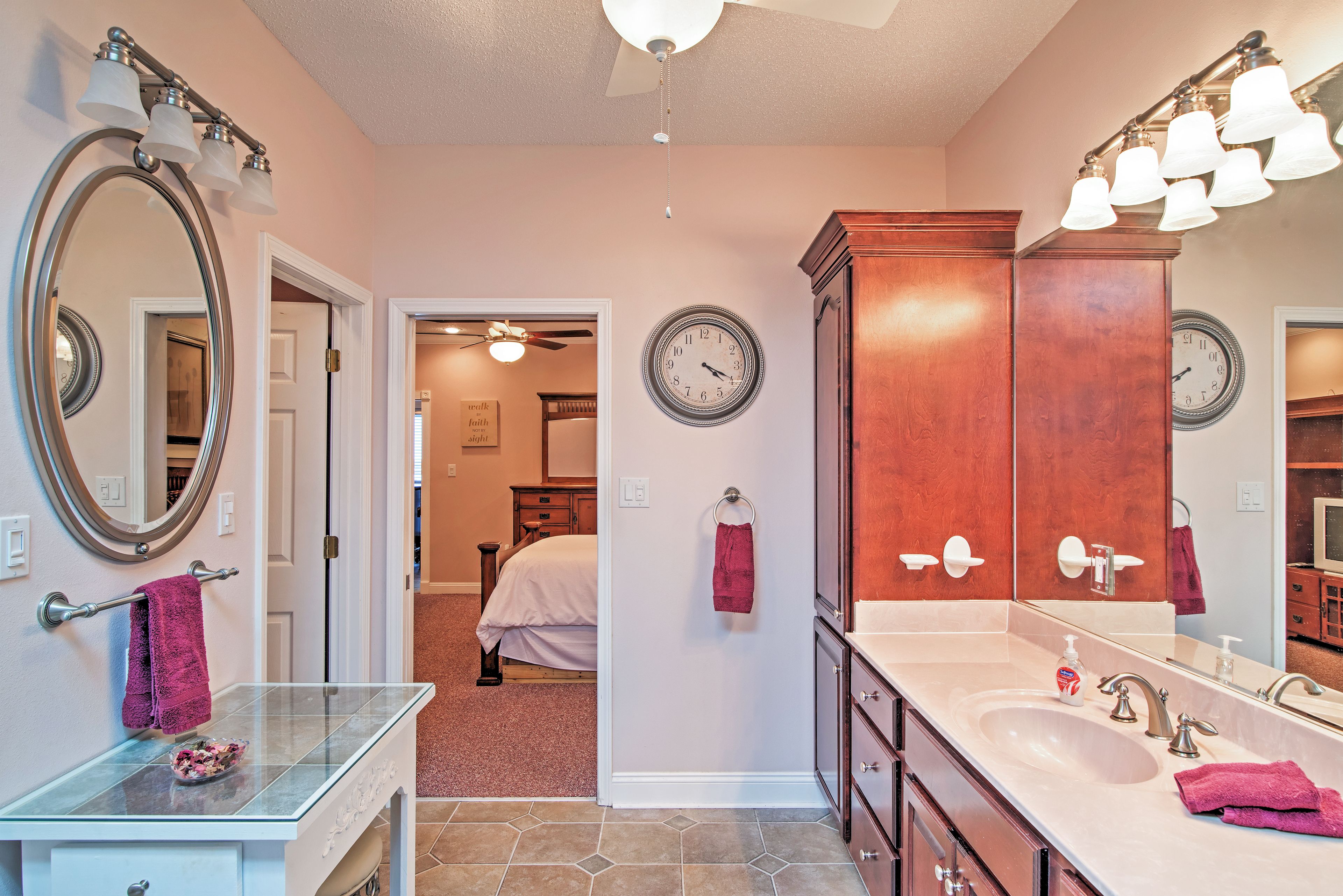 Bathroom | Towels Provided