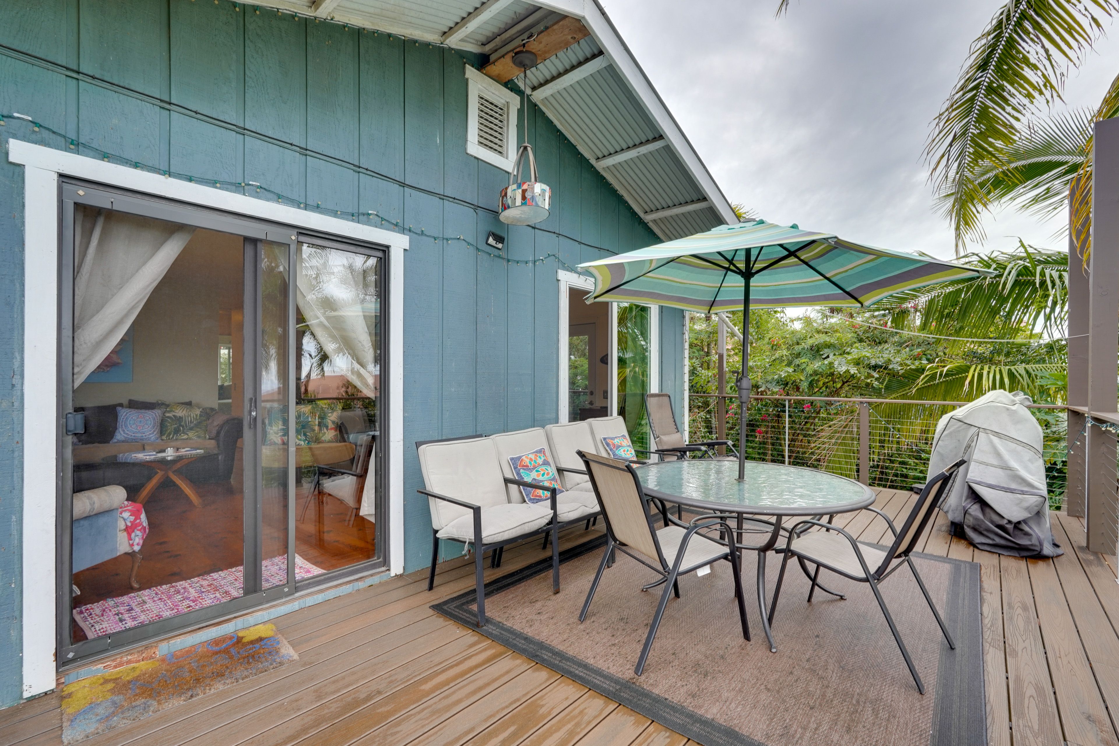 Deck | Outdoor Dining | Gas Grill | Views