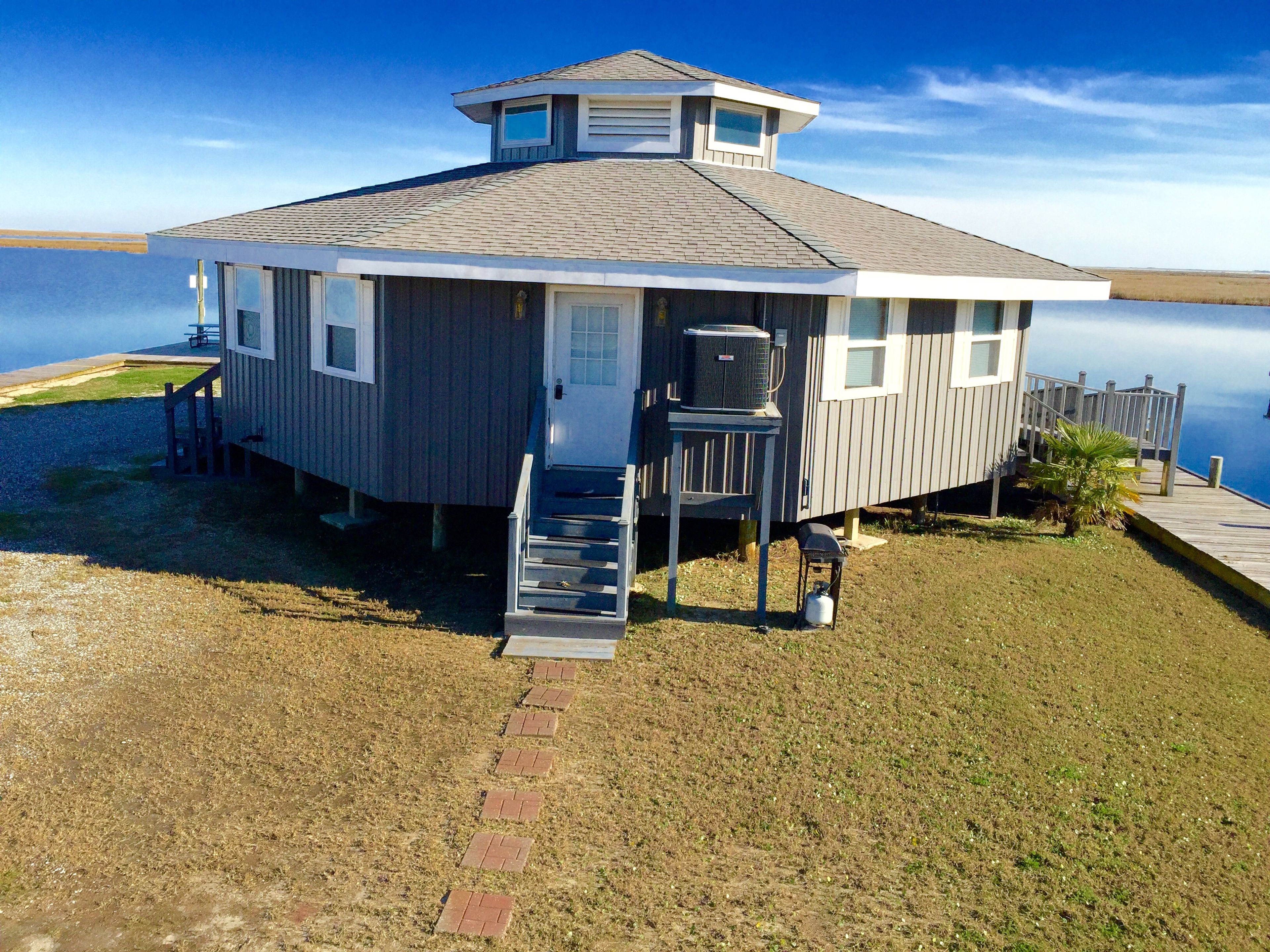 Slidell Vacation Rental | 1 BR | 1 BA | 1,300 Sq Ft | Cottage