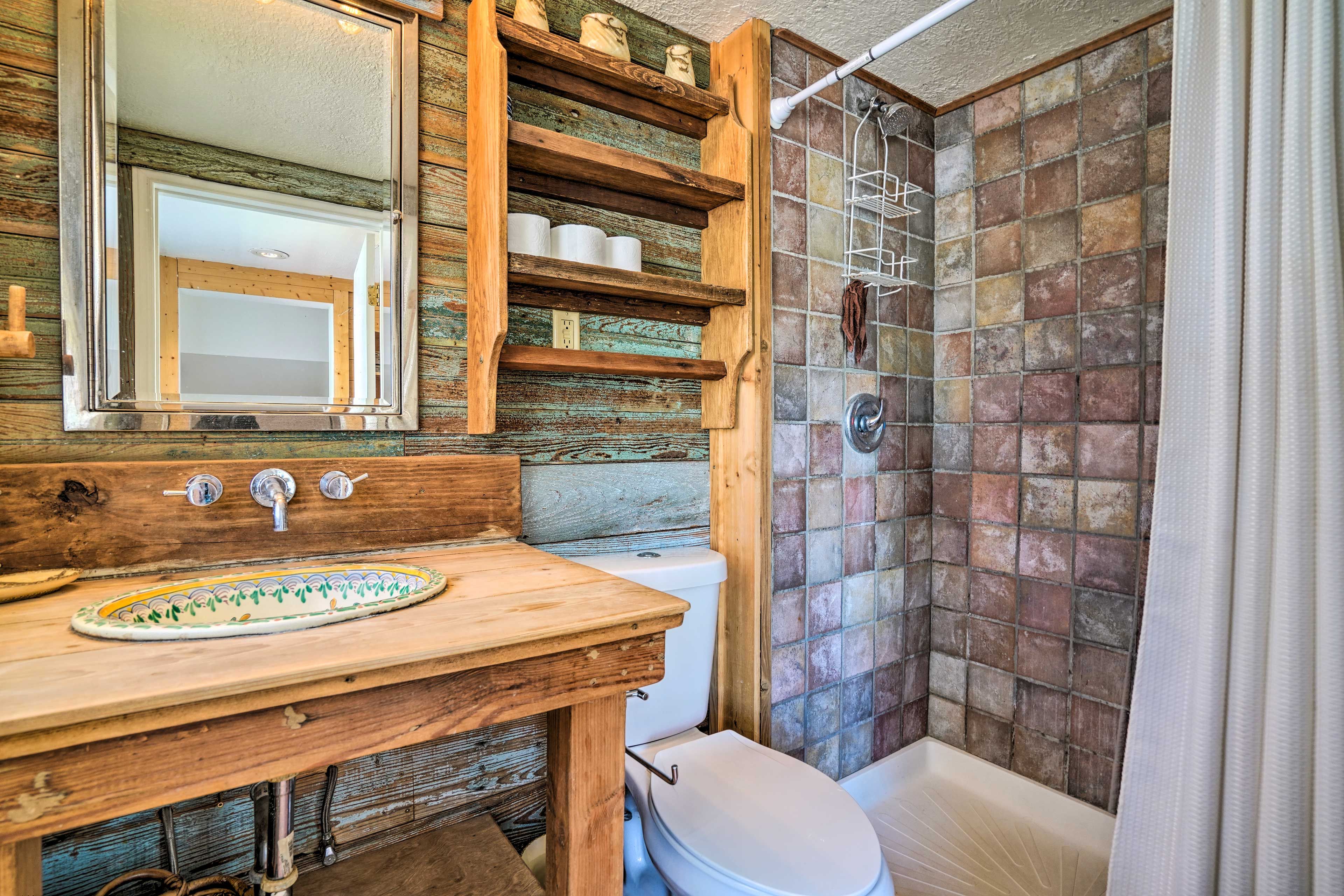 Full Bathroom