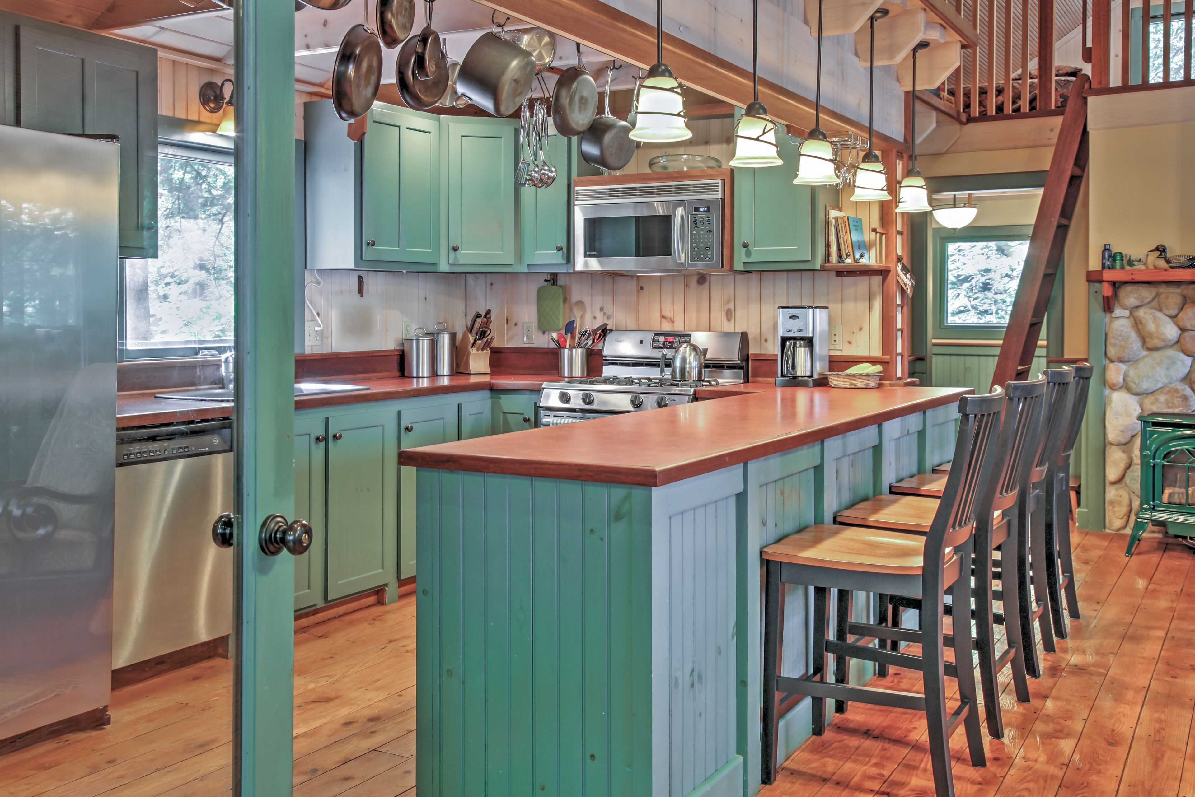 Fully Equipped Kitchen | Cabin 1 | 1st Floor | Cooking Basics