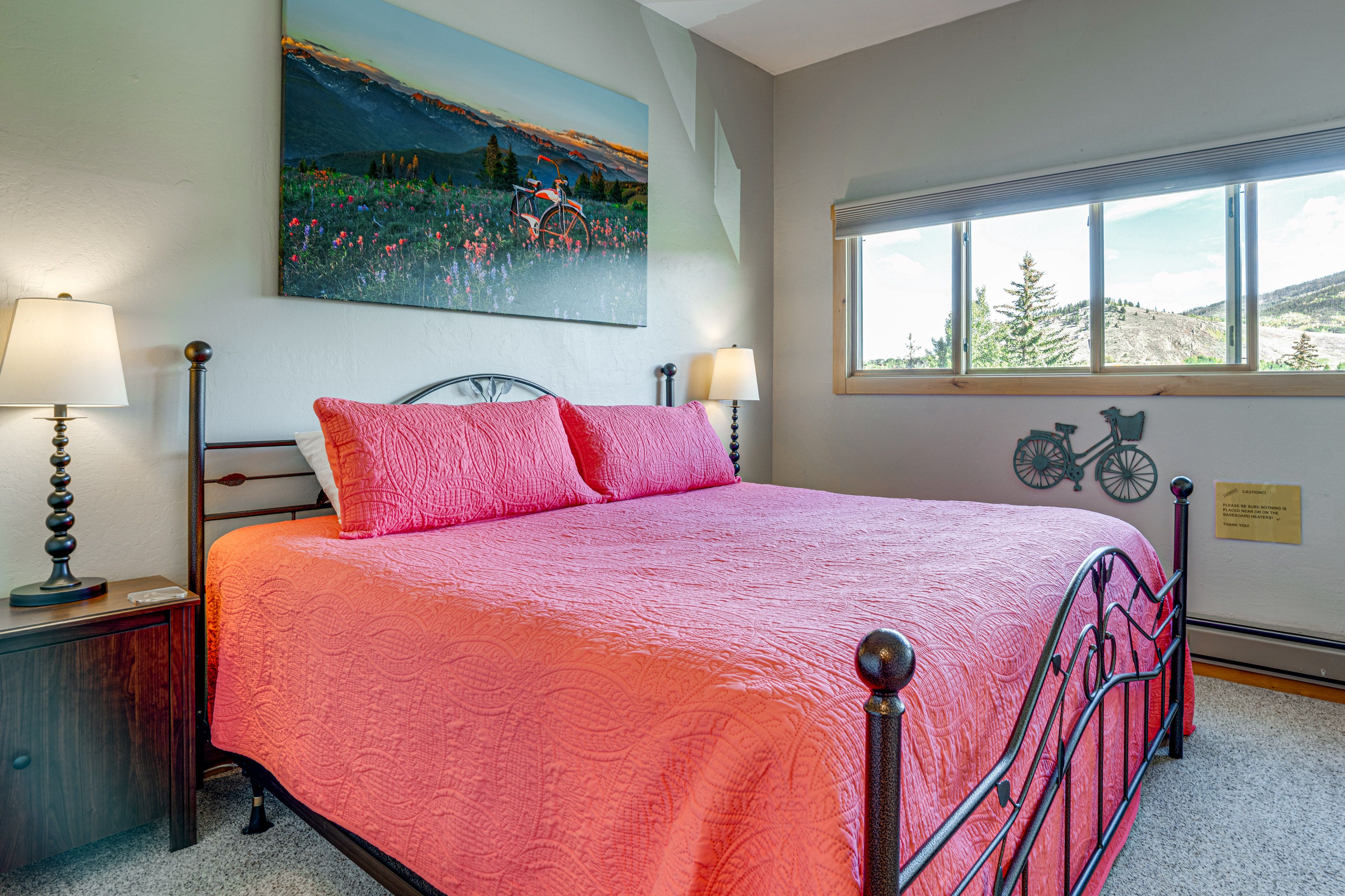 Bedroom 1 | King Euro-Top Bed