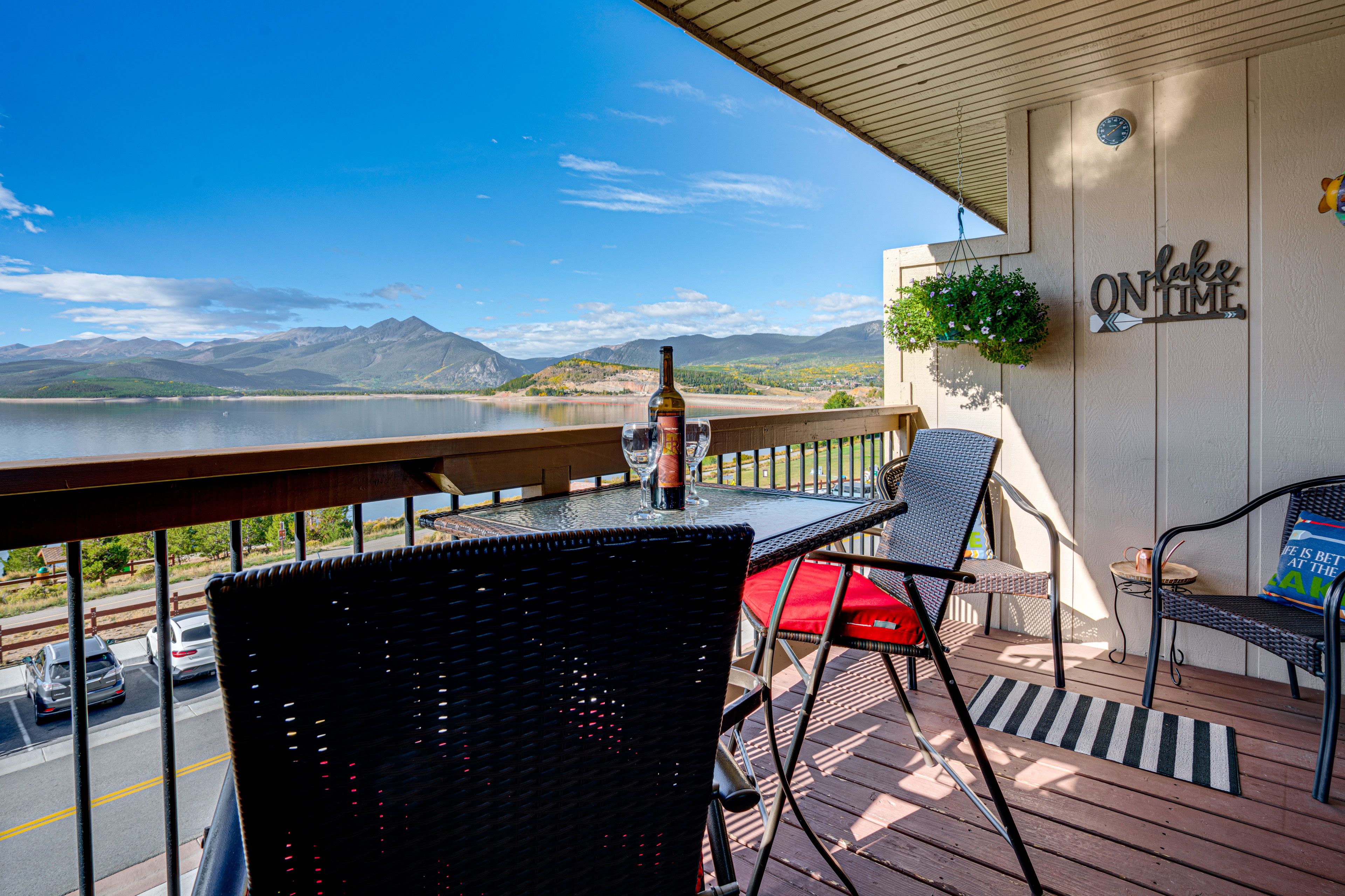 Lakefront Balcony | Gas Grill