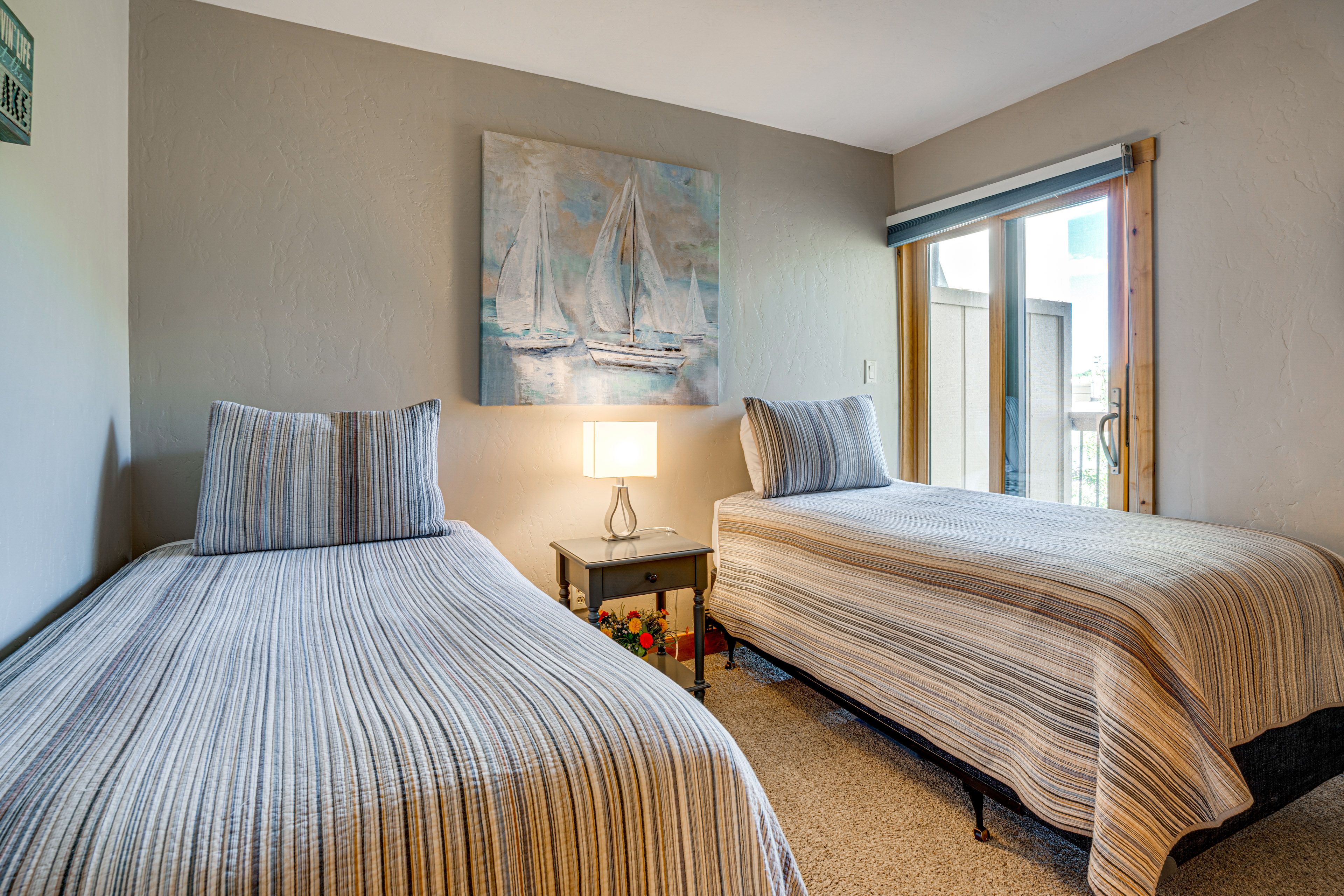 Bedroom 2 | 2 Twin Beds