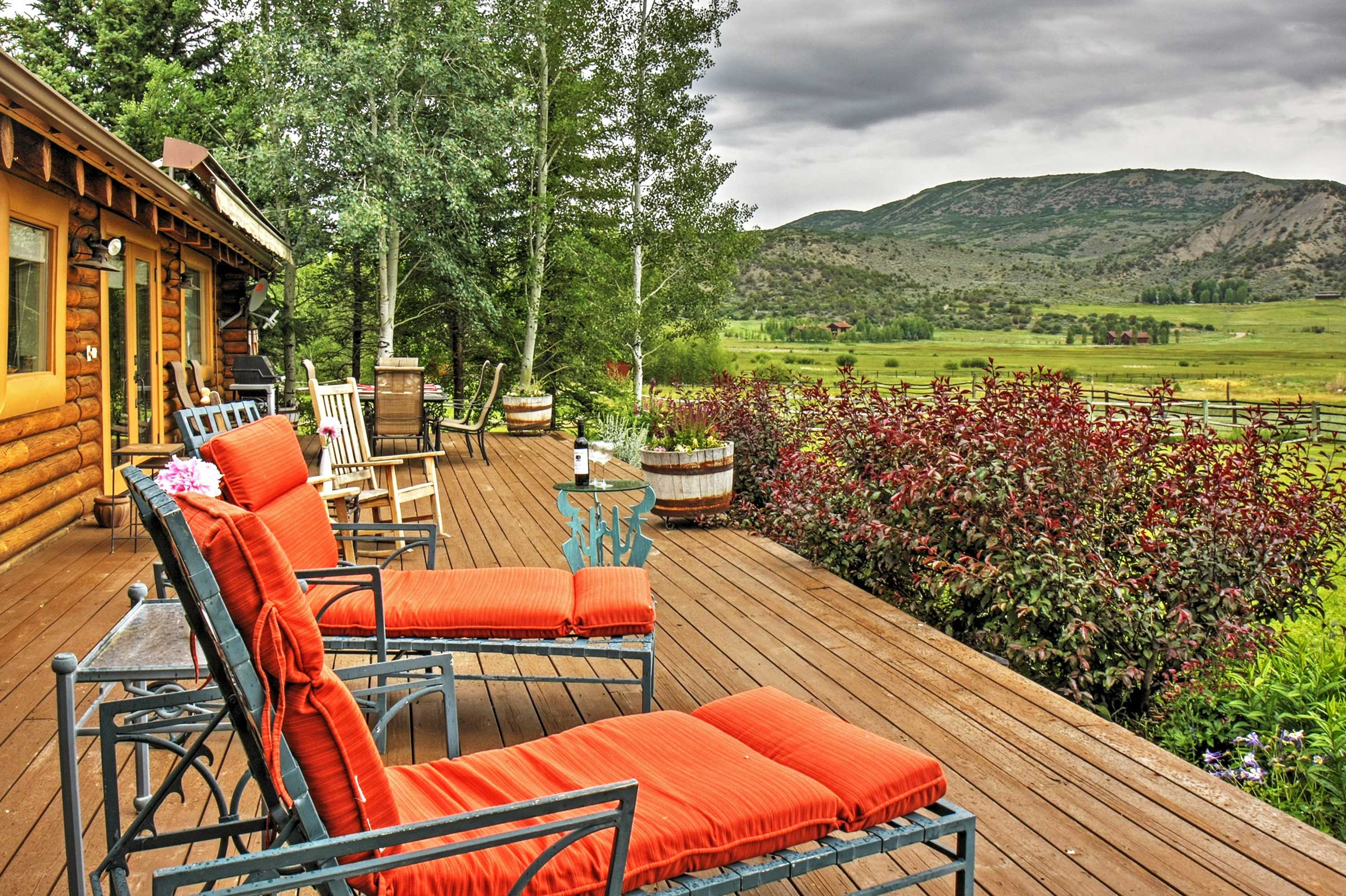 Private Deck