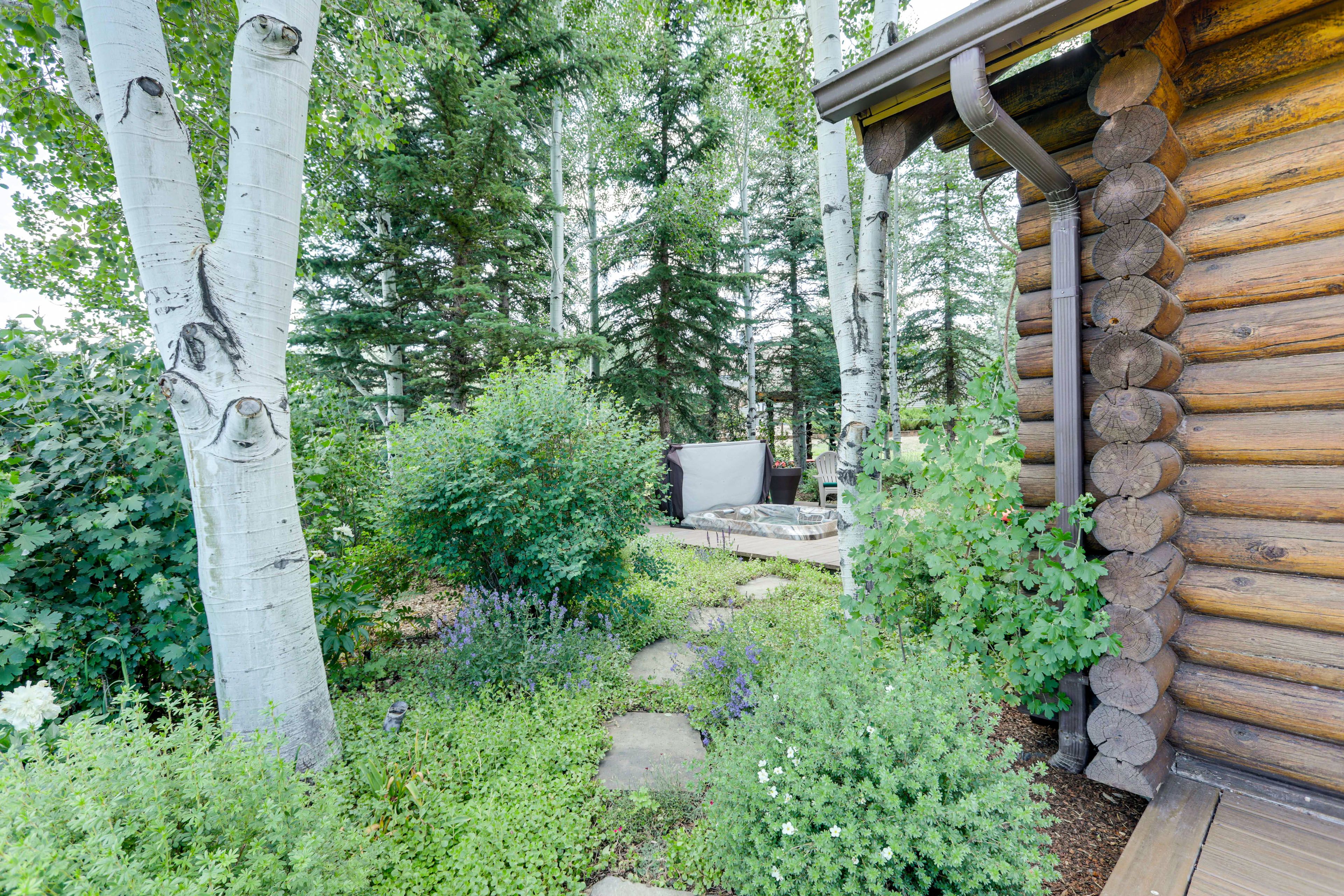 Side Deck | Hot Tub | Gardens | Meditation Space