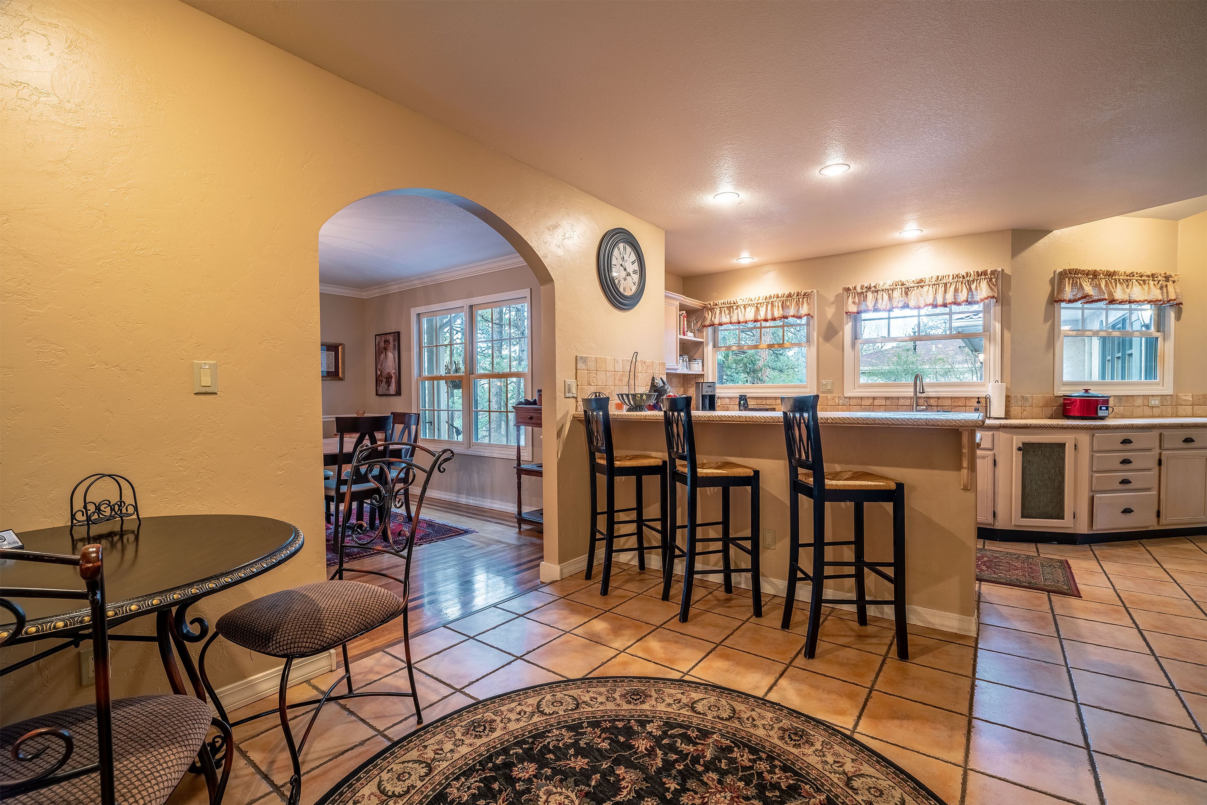 Kitchen | Fully Equipped | Bistro Table | Breakfast Bar