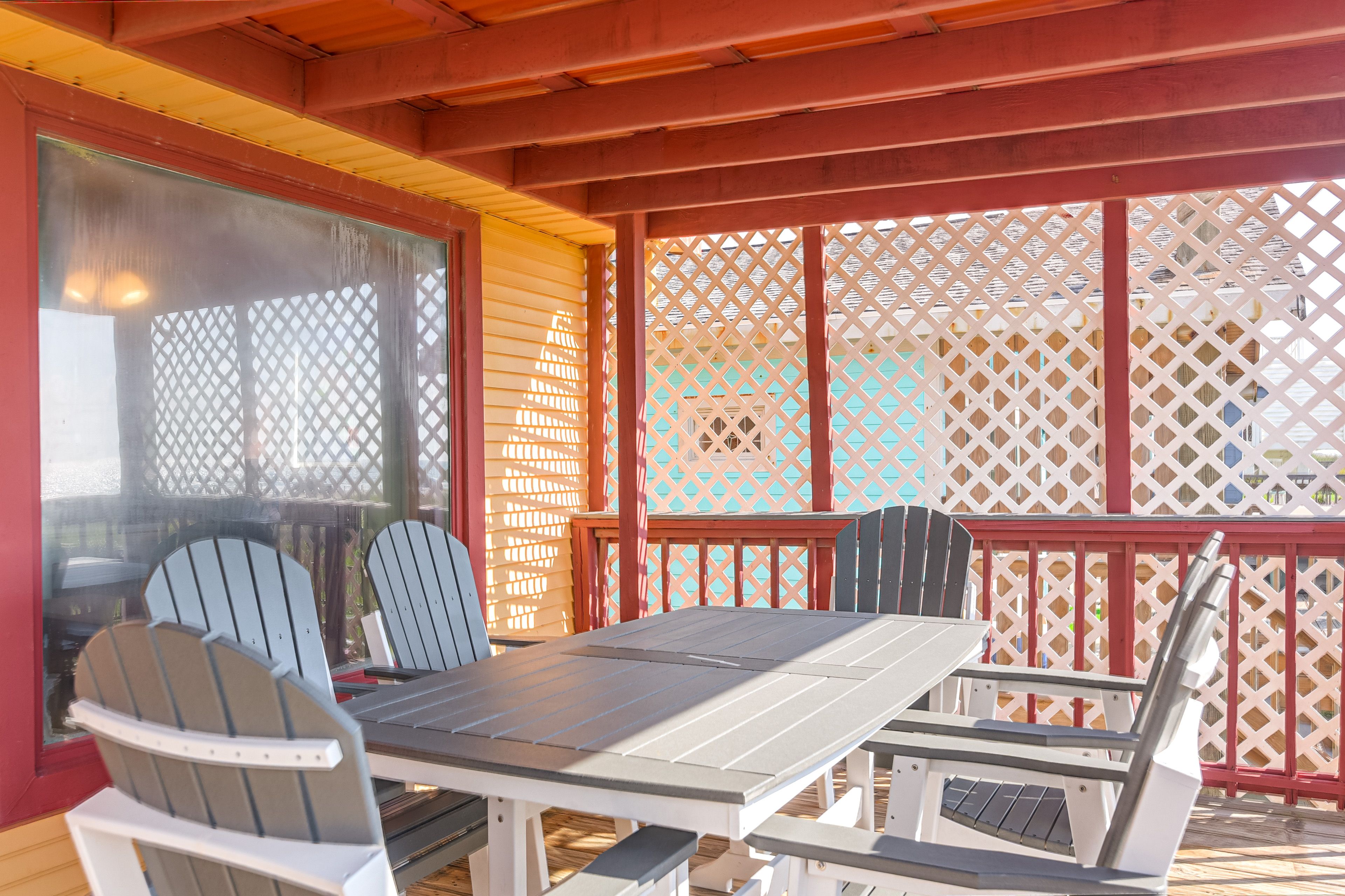 Private Deck | Gas Grill | Outdoor Seating