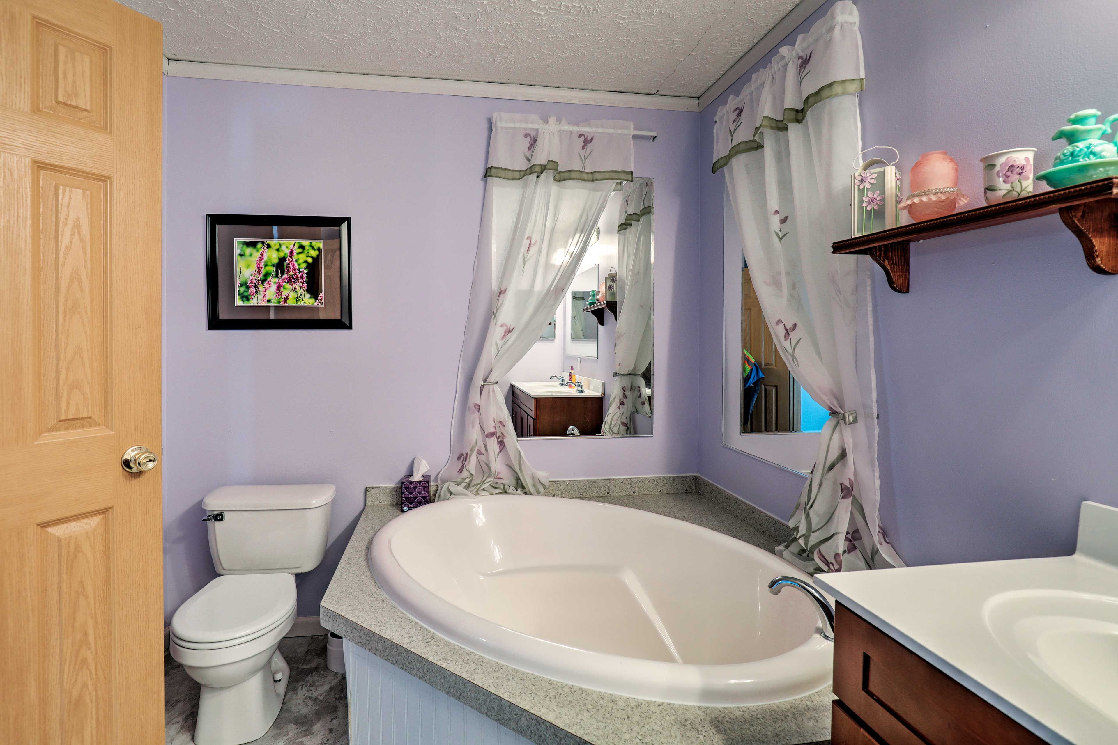En-Suite Bathroom