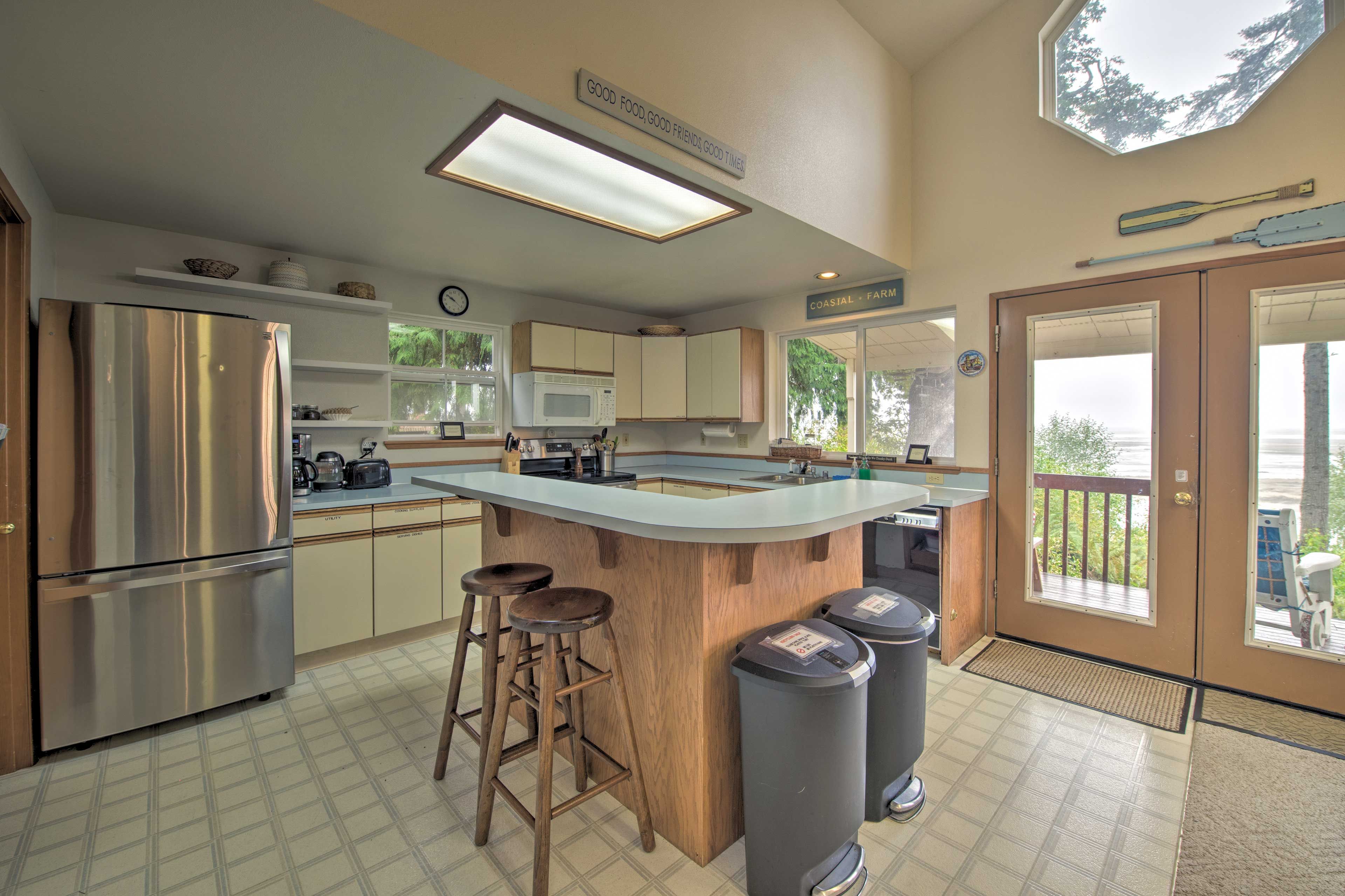 Kitchen | Fully Equipped