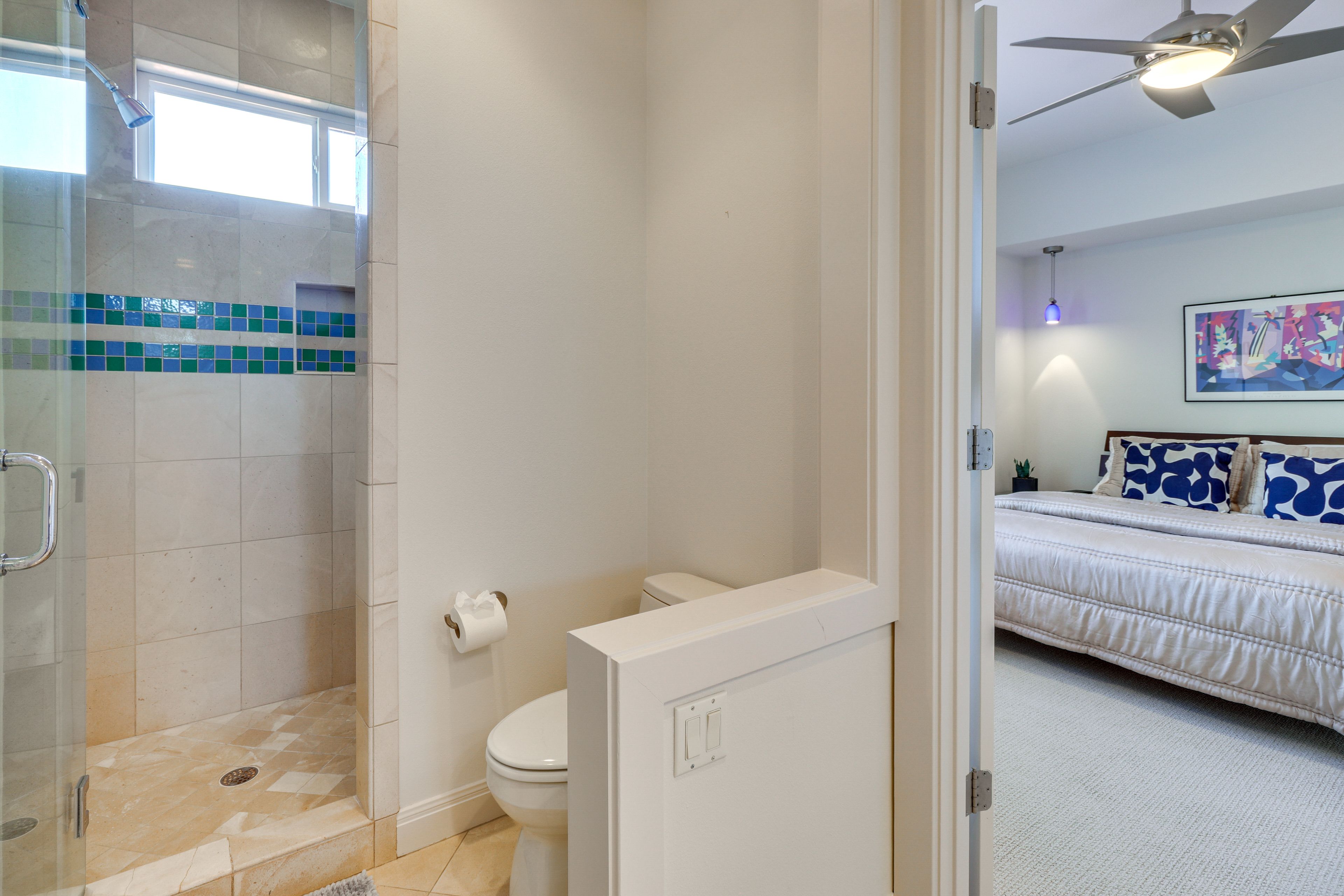 Jack-and-Jill Bathroom | 2nd Floor