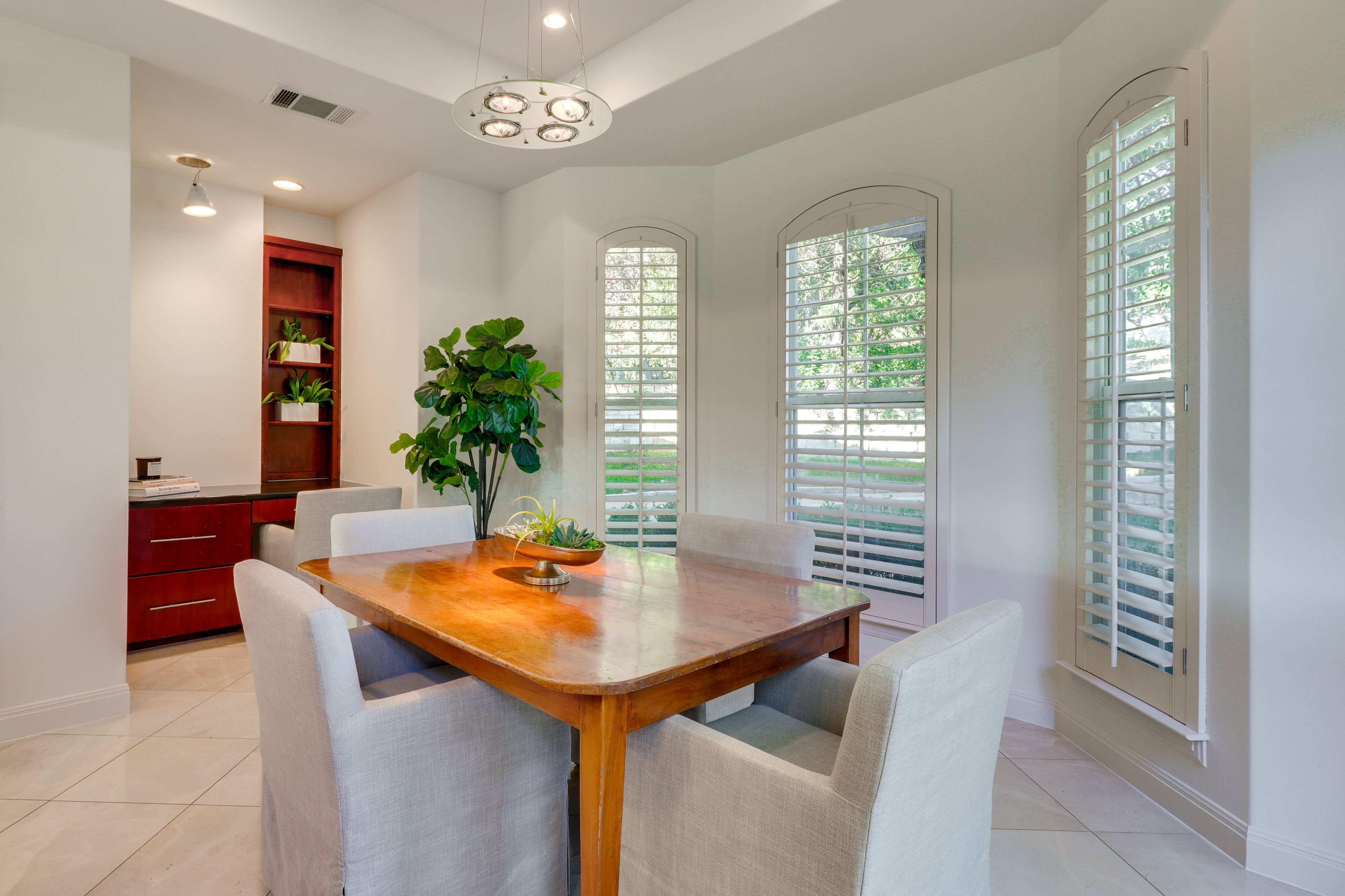 Breakfast Nook | 1st Floor