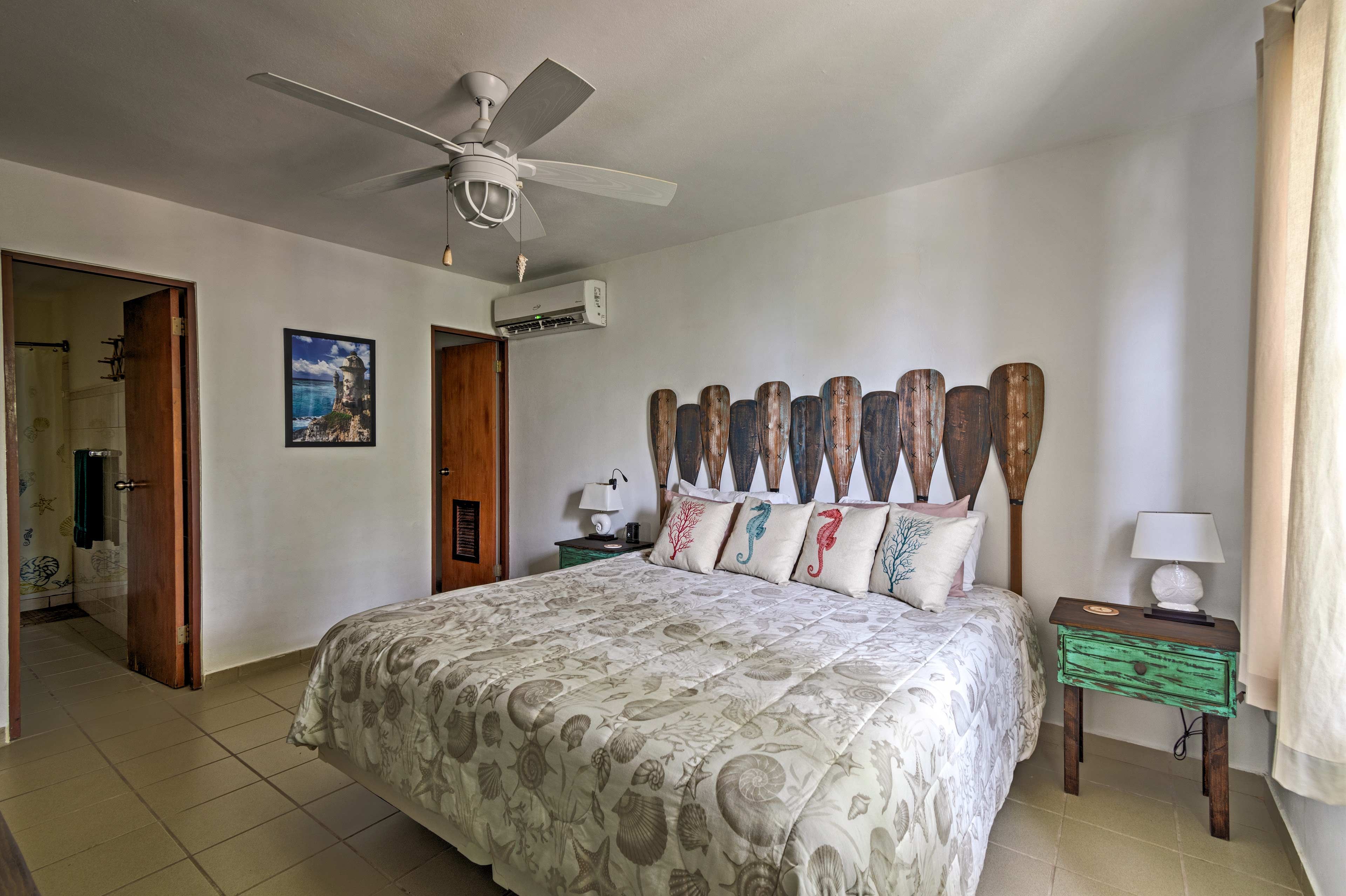 Bedroom 1 | King Bed | En-Suite Bathroom | Linens Provided