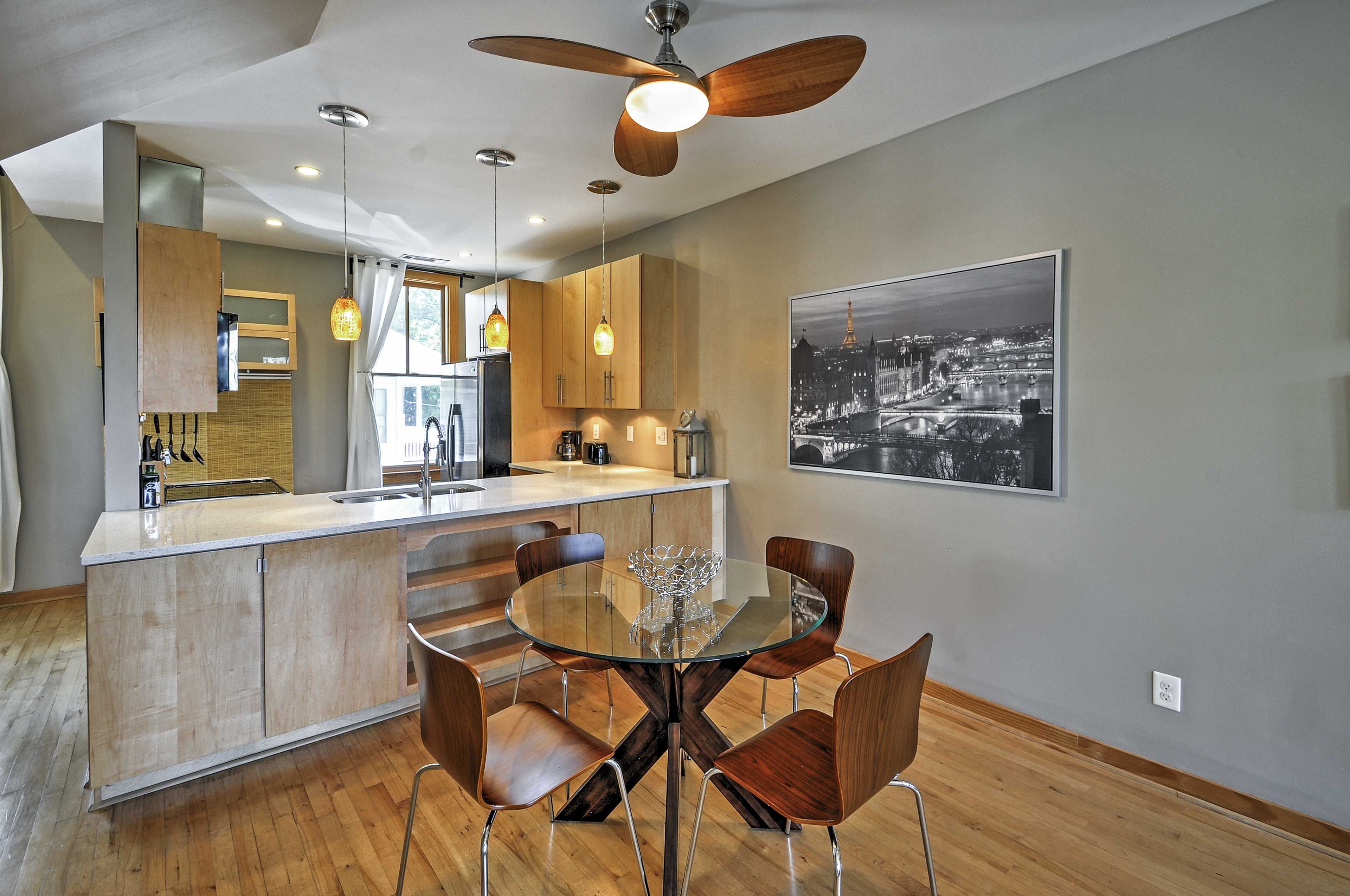 Enjoy a meal with your family at this dining table.