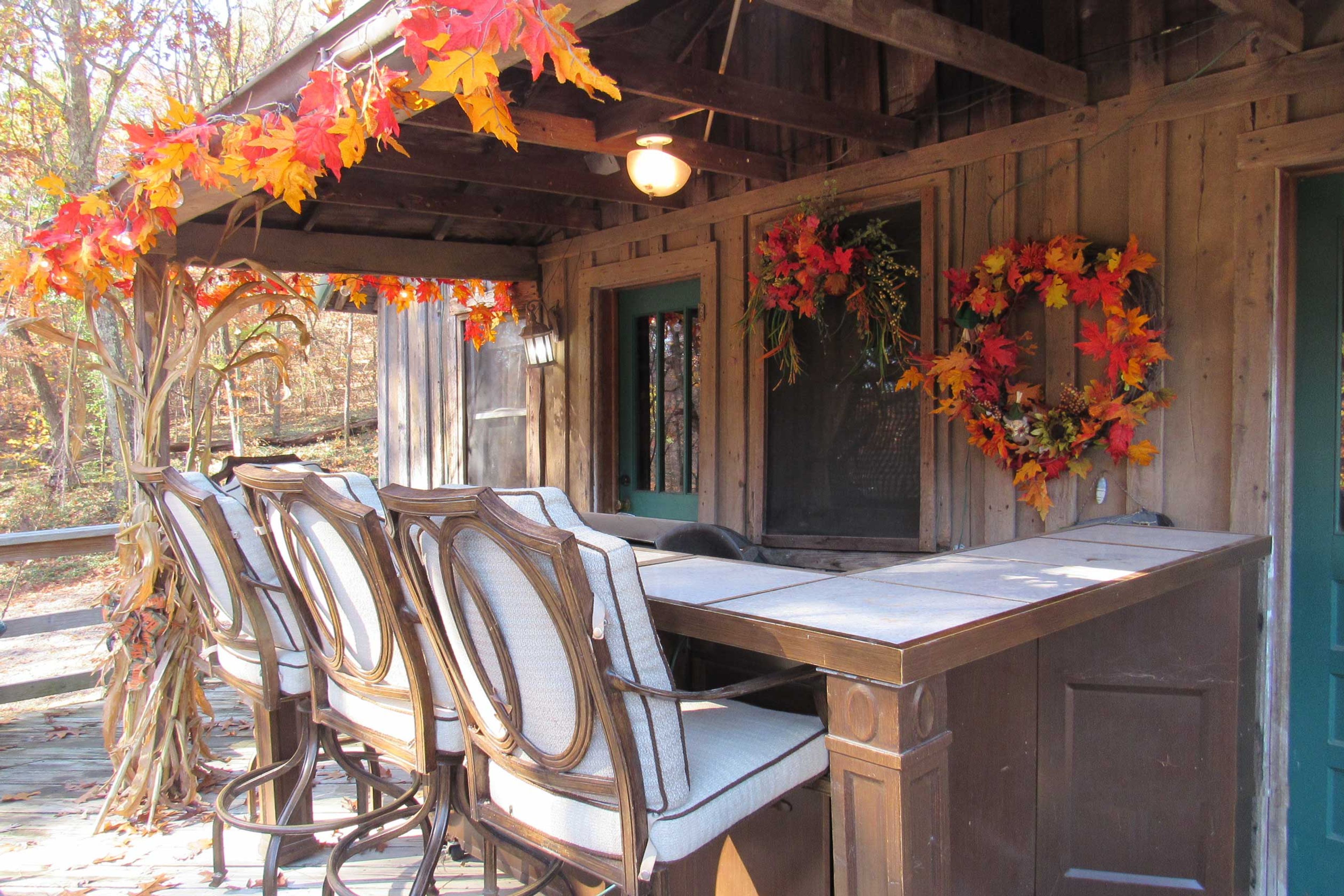 Deck | Bar Seating