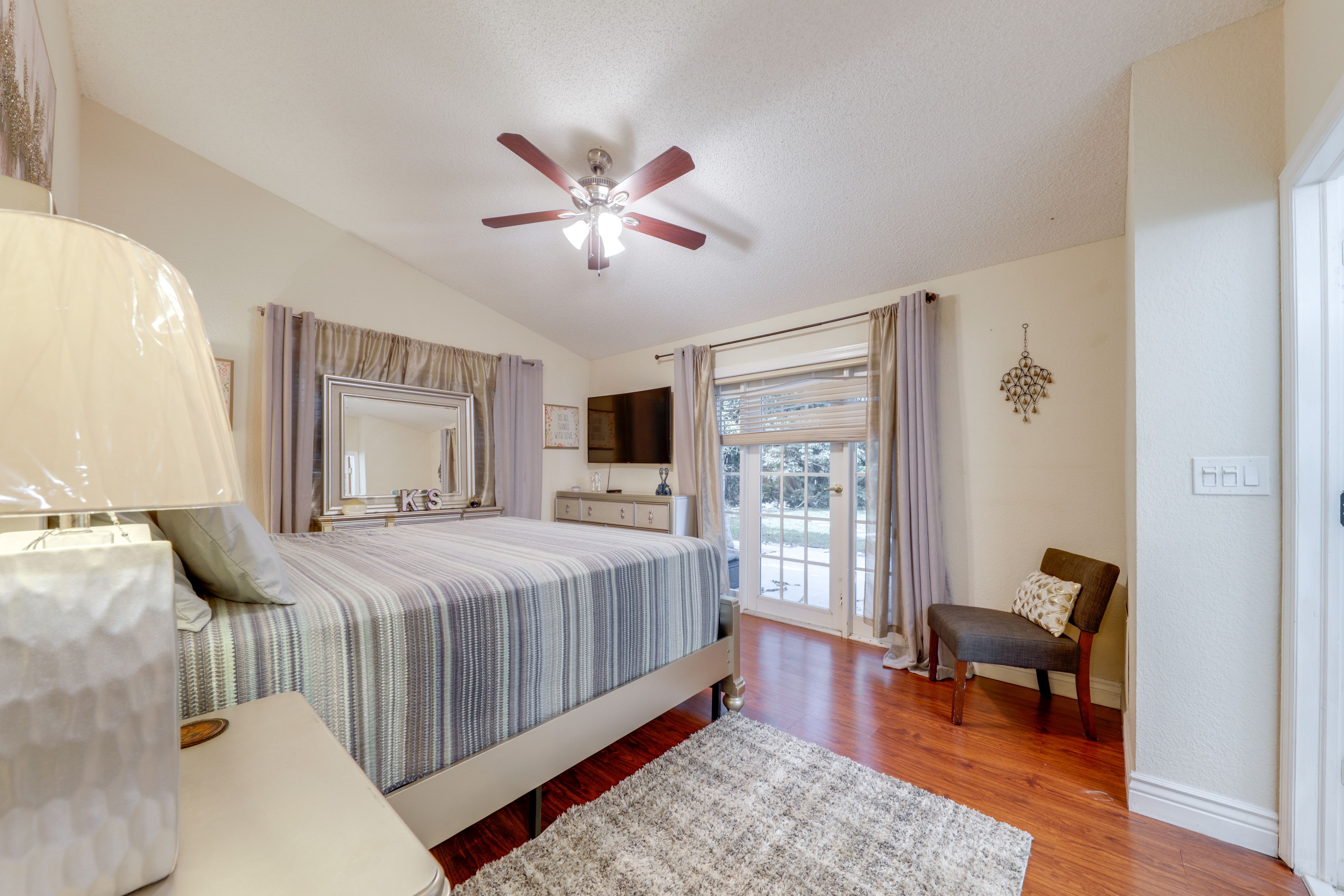 Bedroom 1 | King Bed | Linens Provided