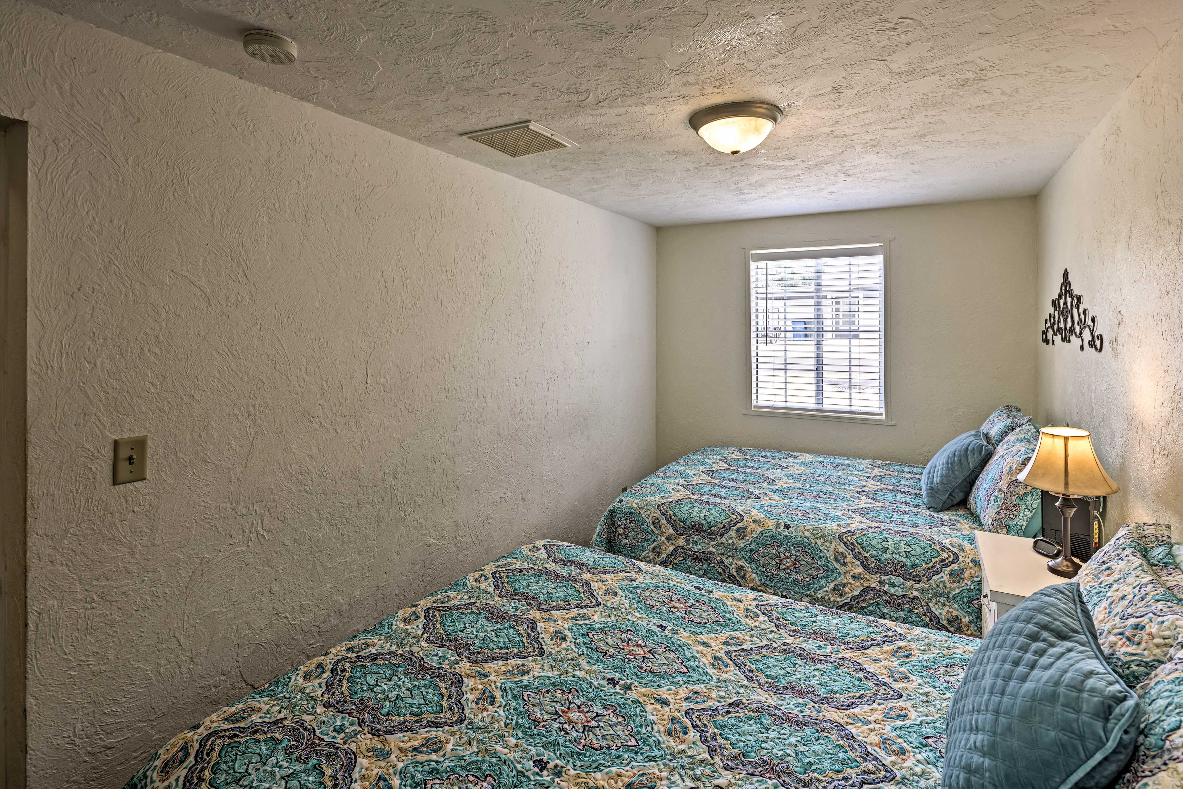 Bedroom 2 | 2 Queen Beds