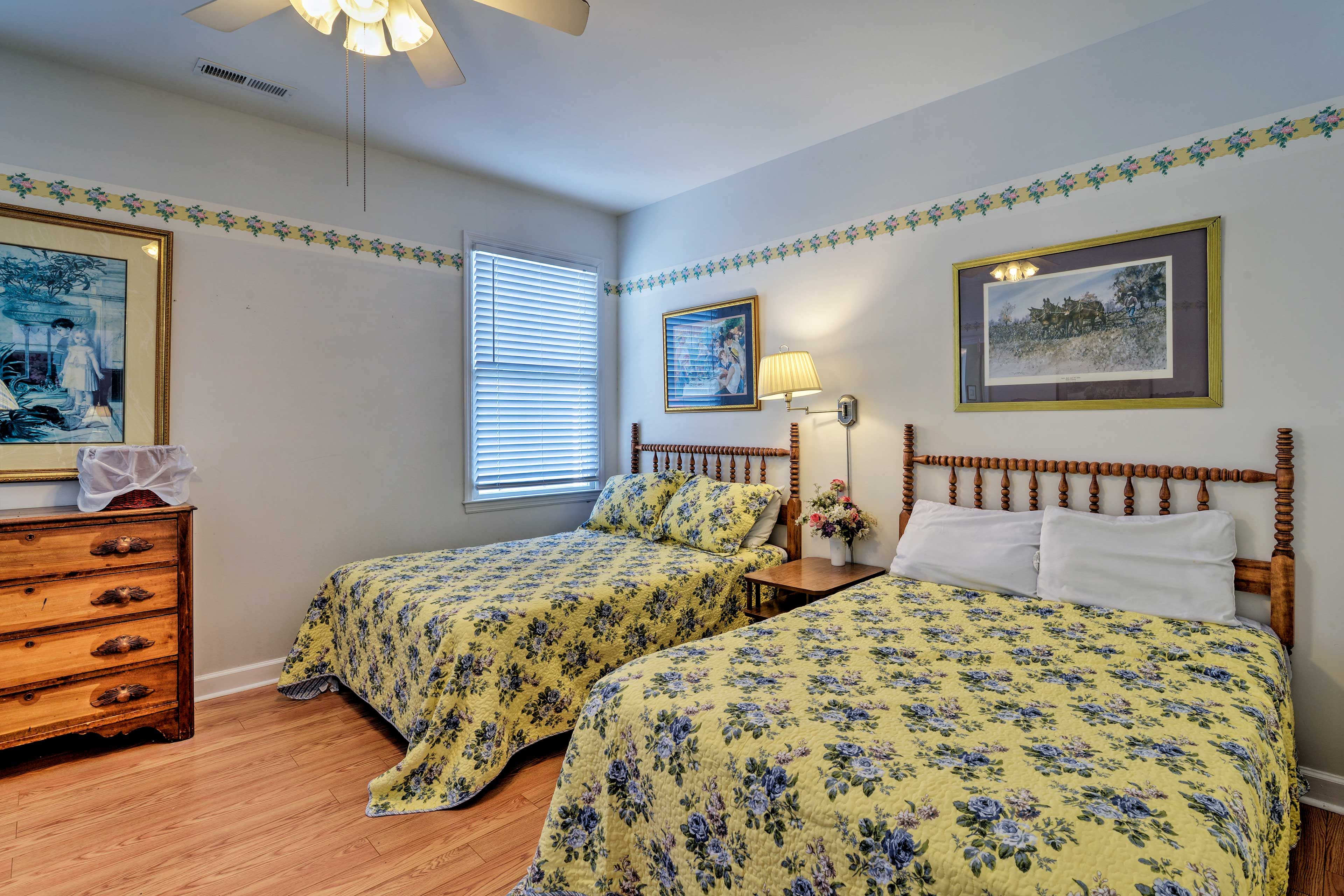 Bedroom 4 | 2nd Floor | 2 Full Beds | Twin Bed